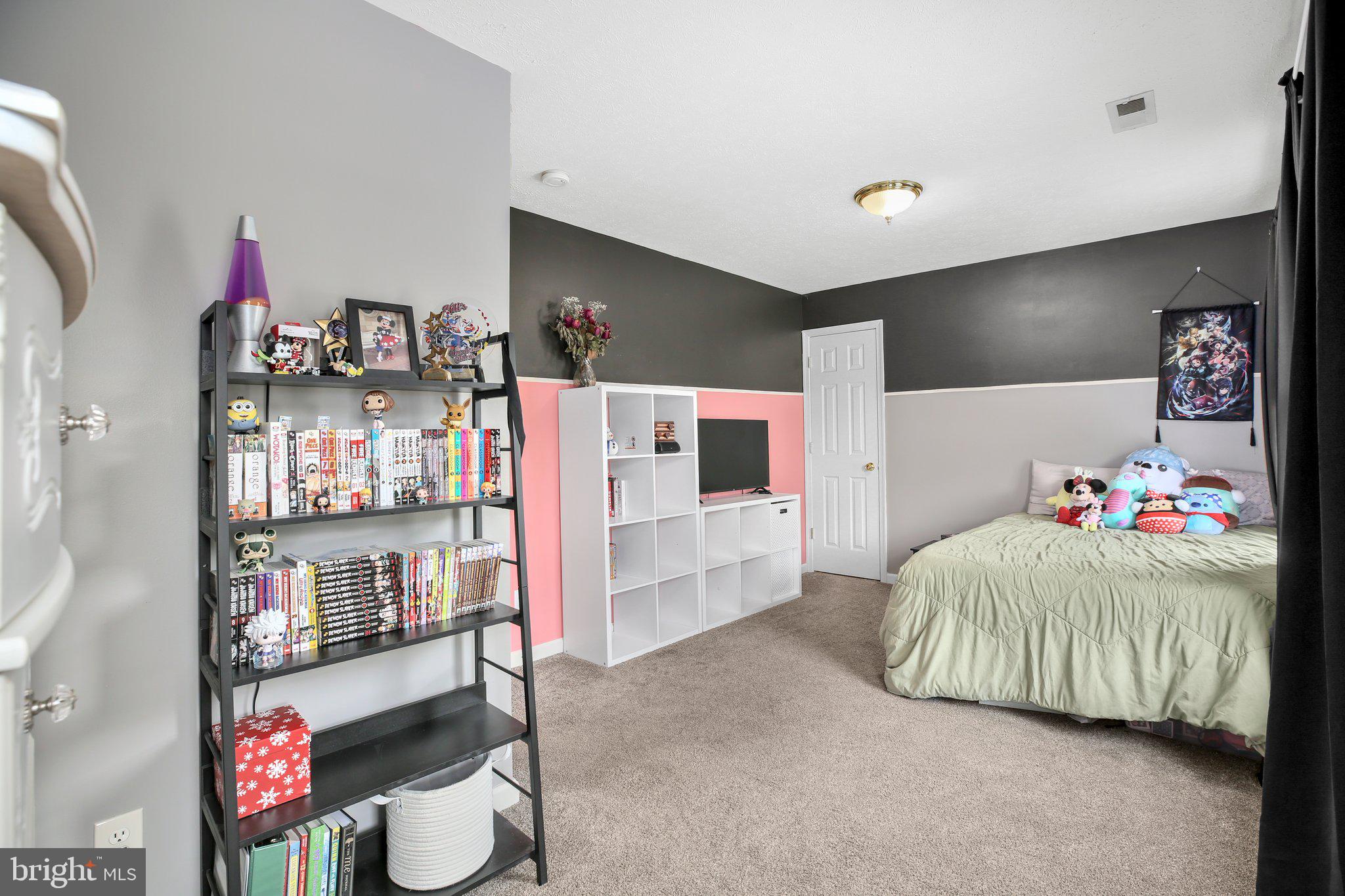 12004 Kingswood Blvd