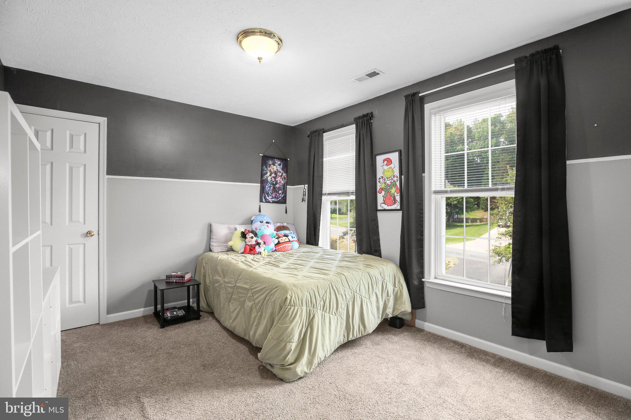 12004 Kingswood Blvd