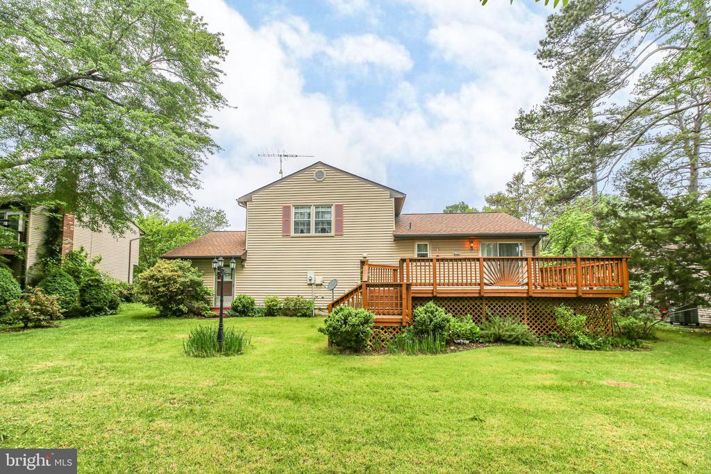 19 Yosemite Ln