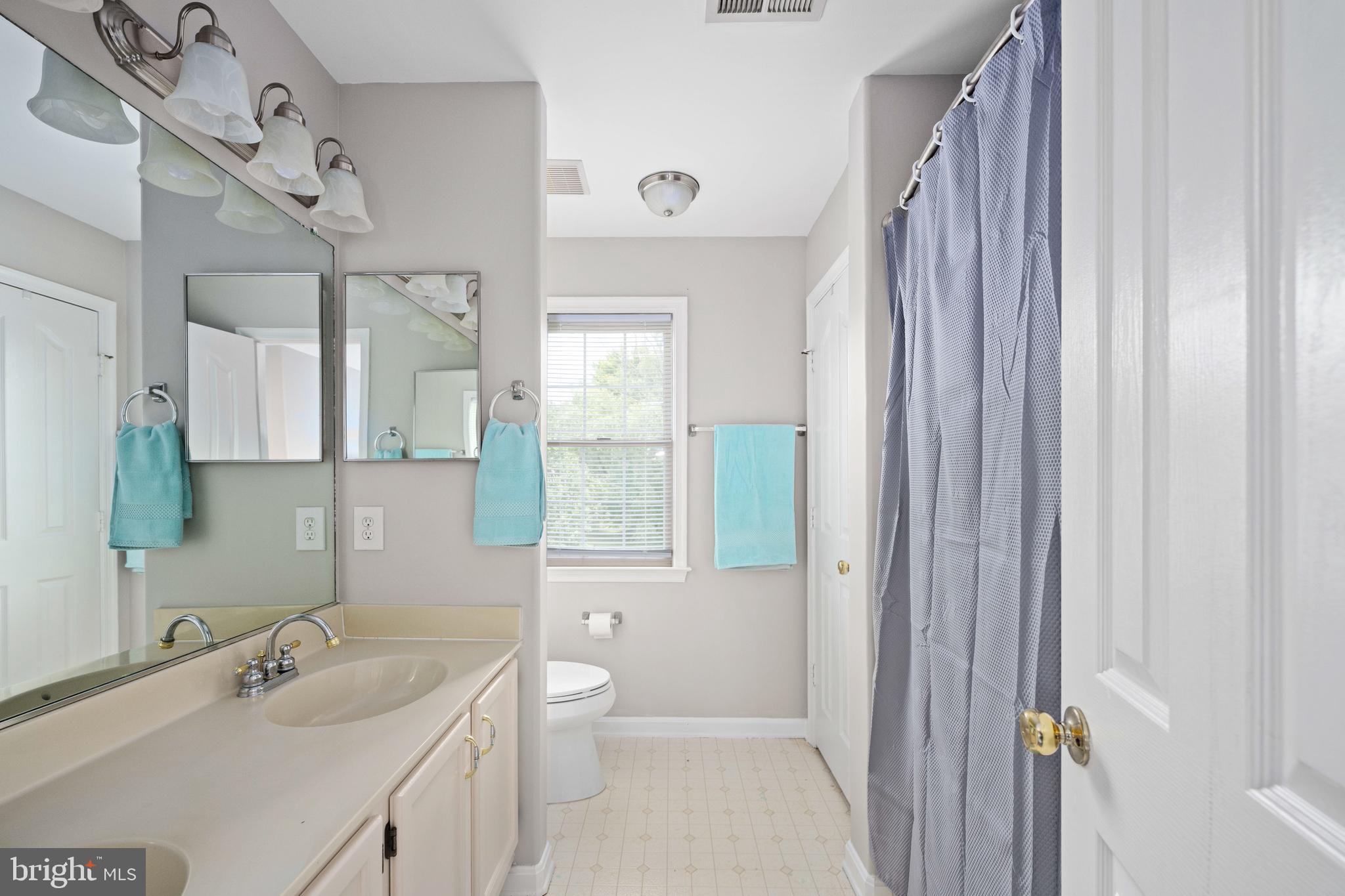 13507 FOX CHASE LANE