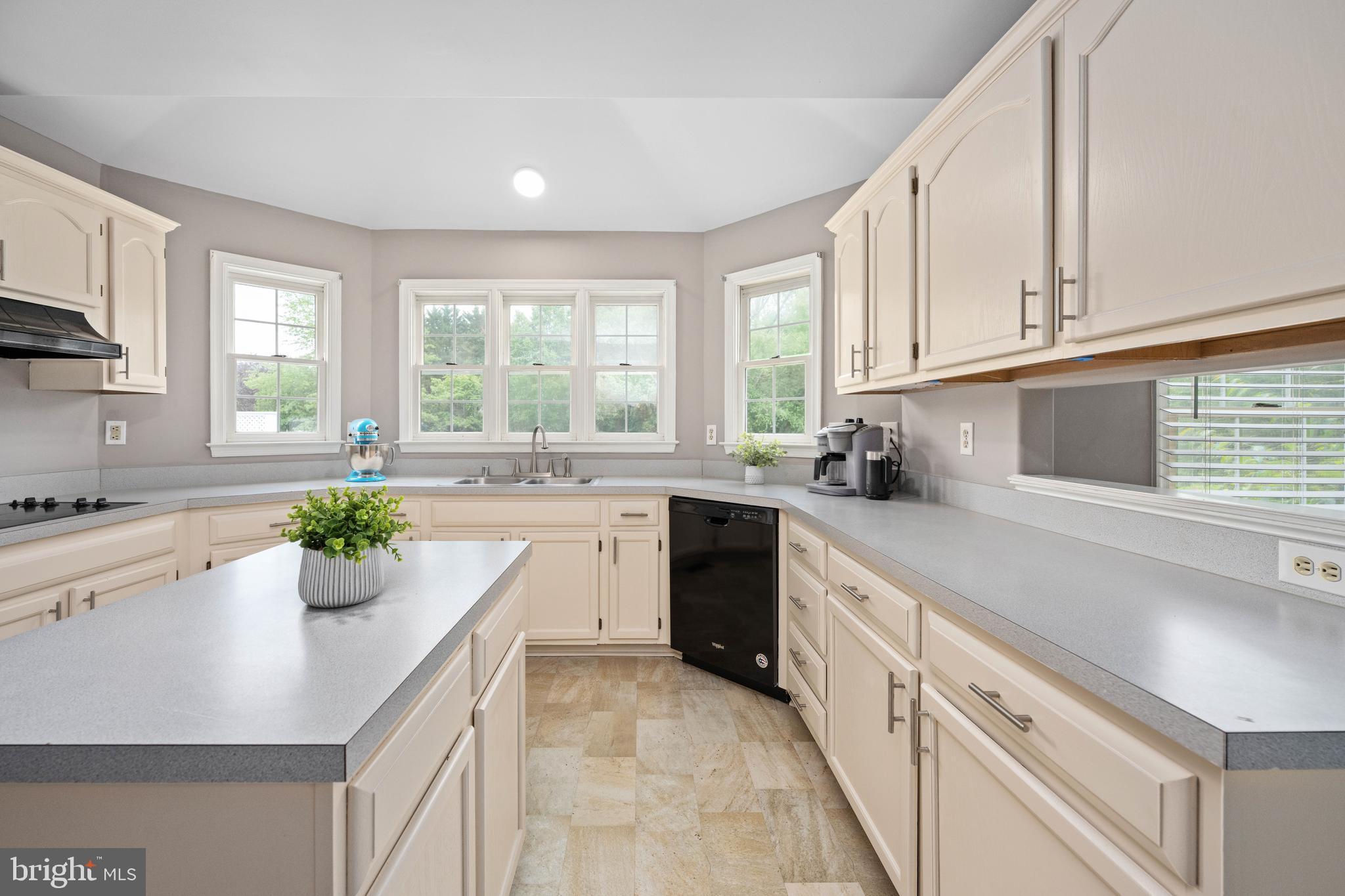 13507 FOX CHASE LANE