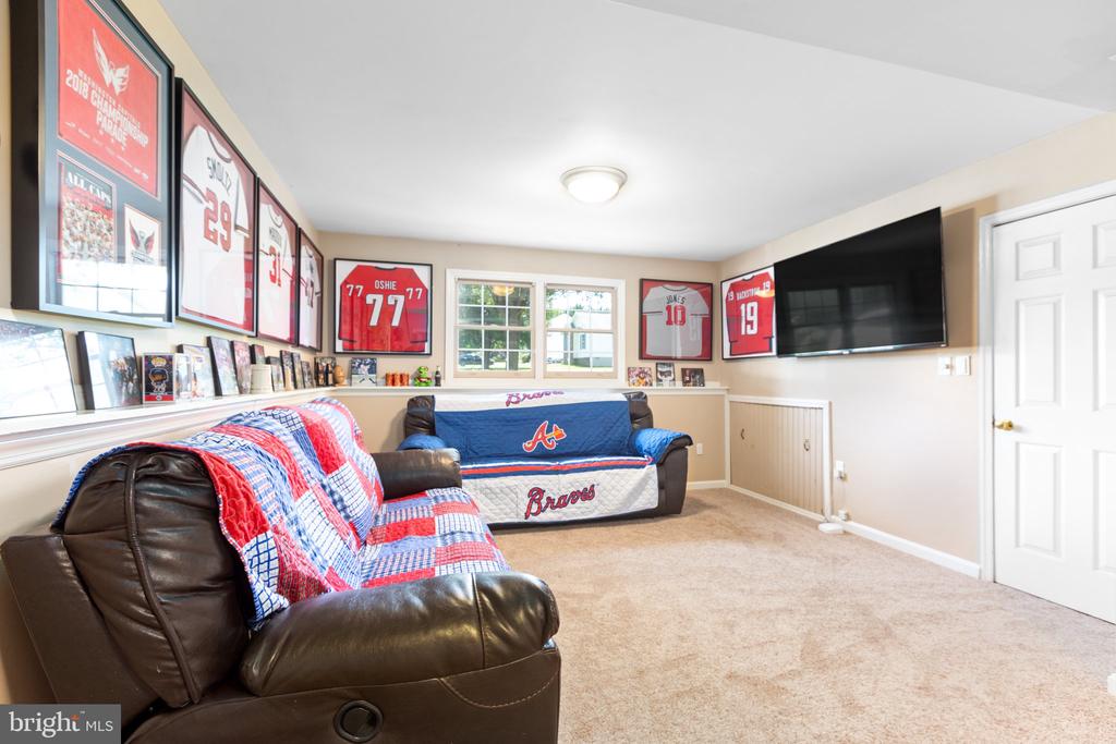 11608 Brian Dr