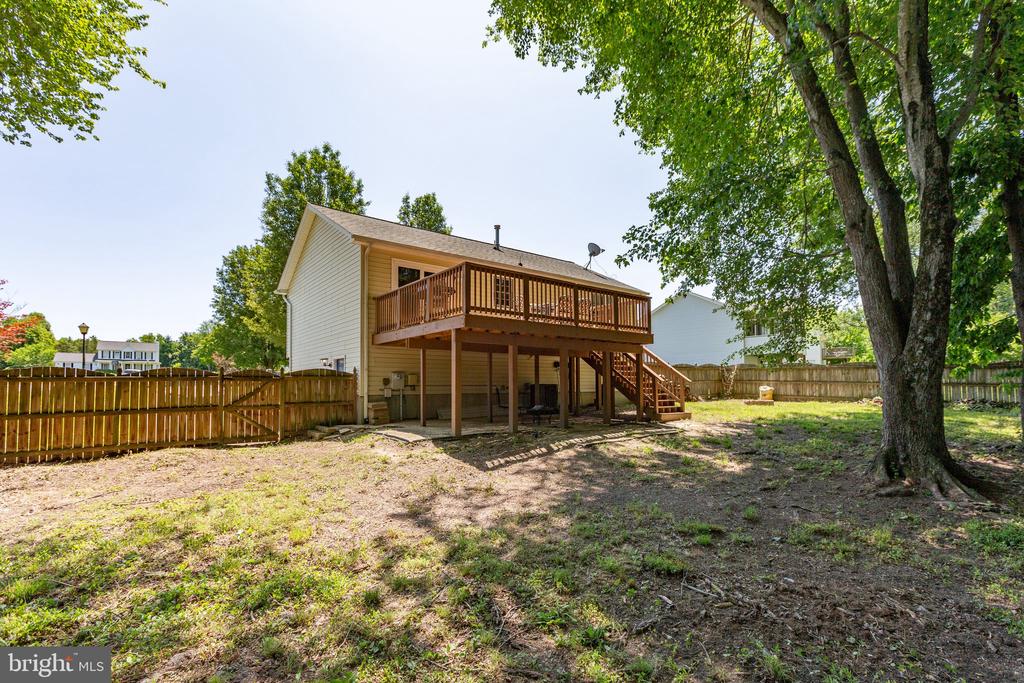 11608 Brian Dr
