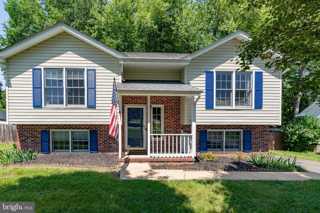 11608 Brian Dr