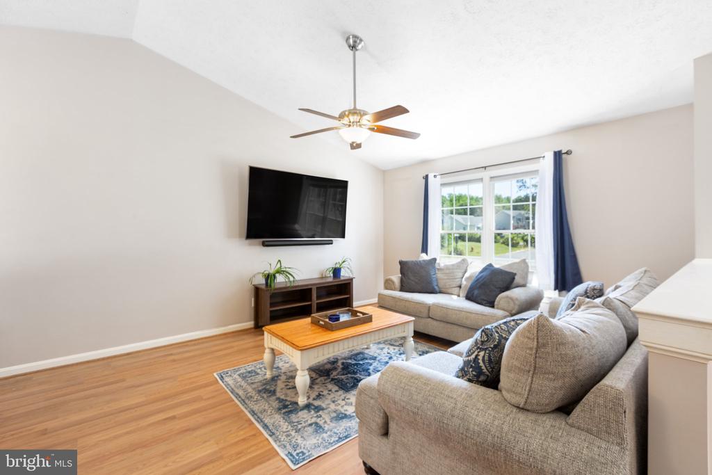 11608 Brian Dr
