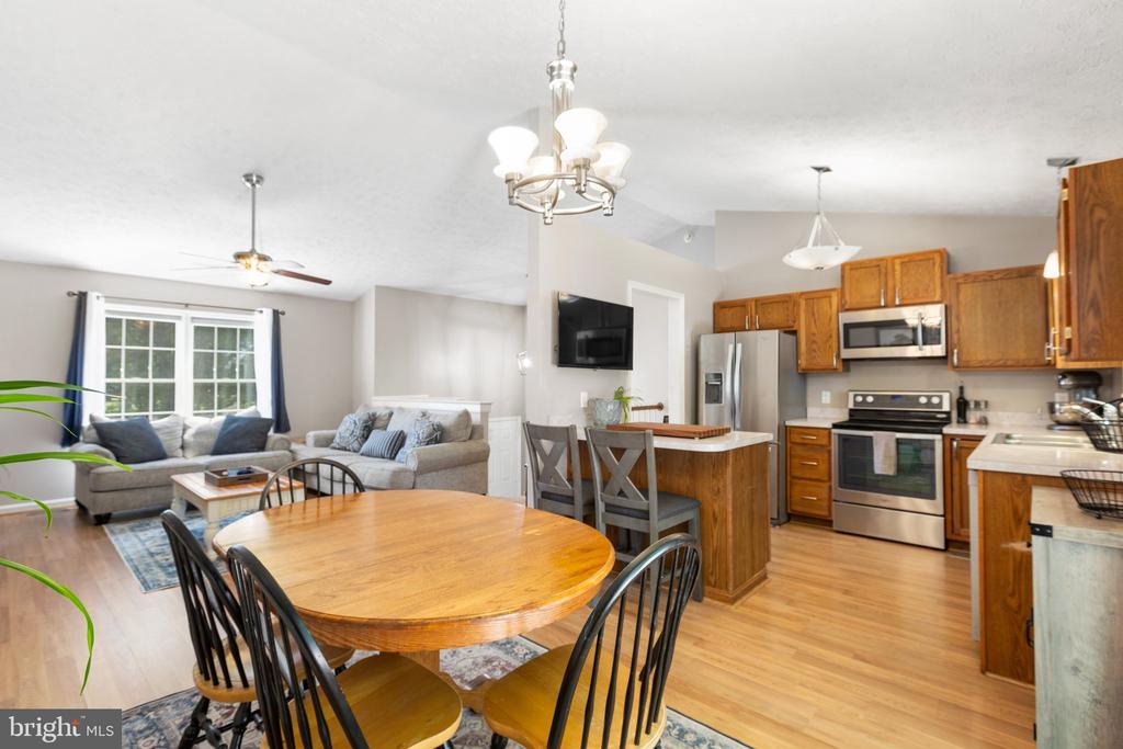 11608 Brian Dr