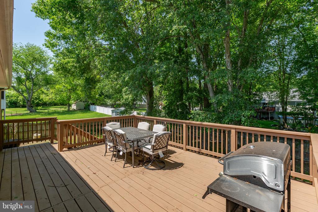 11608 Brian Dr