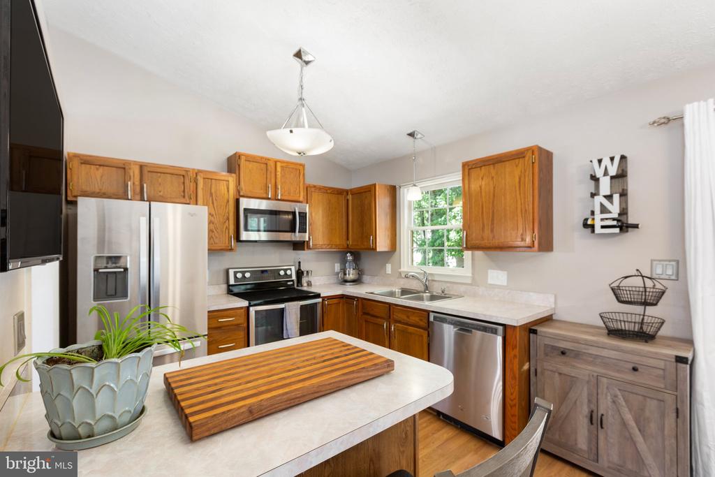 11608 Brian Dr