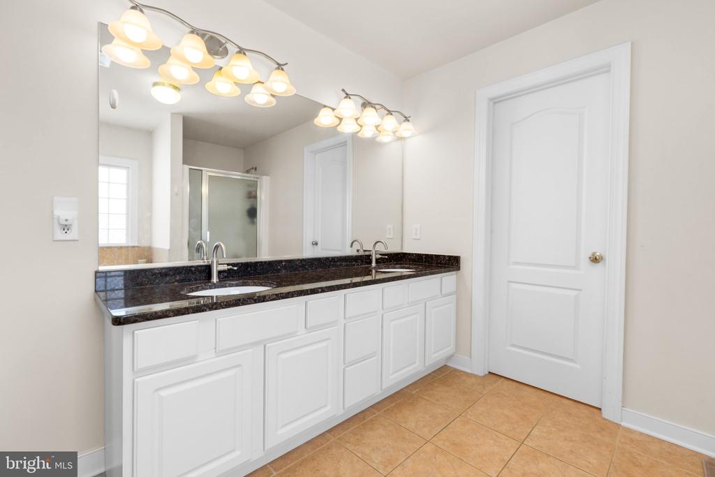 10707 Tricia Pl