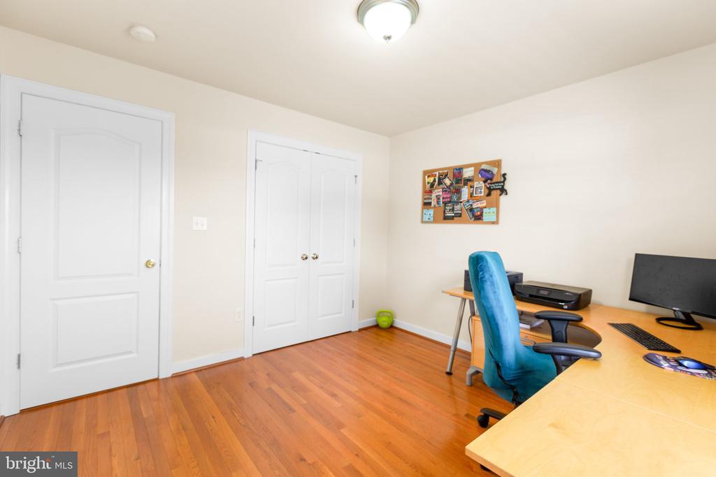 10707 Tricia Pl