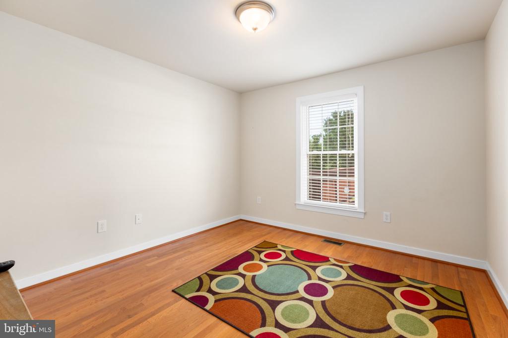 10707 Tricia Pl