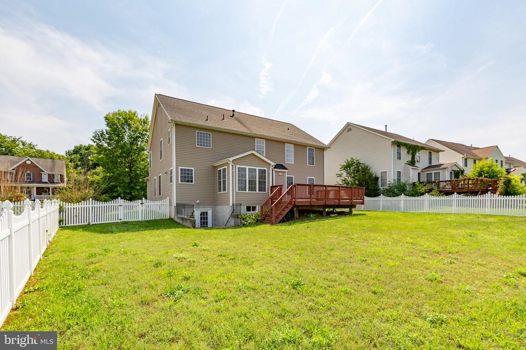 10707 Tricia Pl