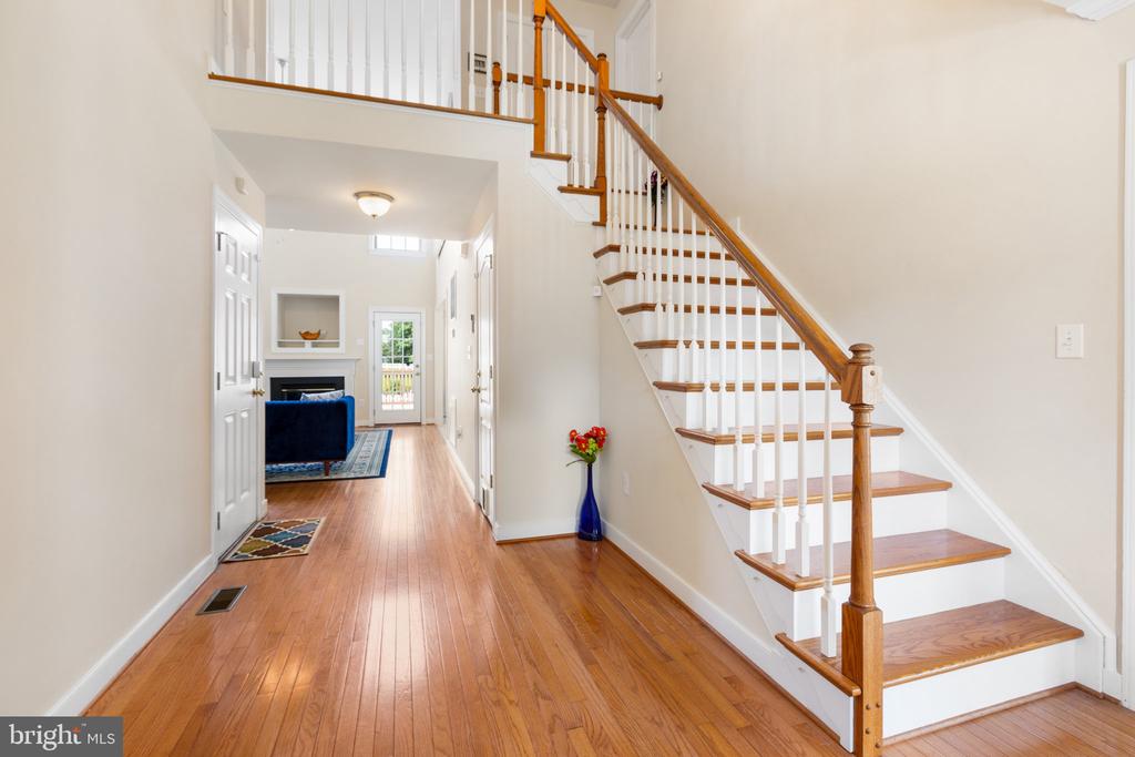 10707 Tricia Pl