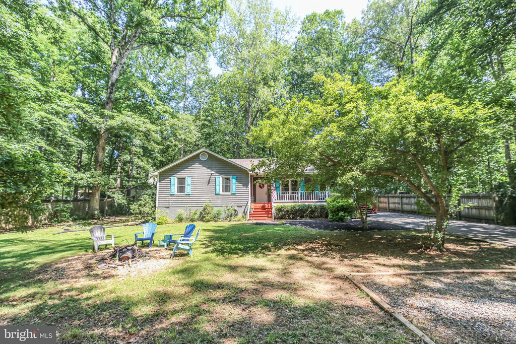 12803 Lee Lake Dr
