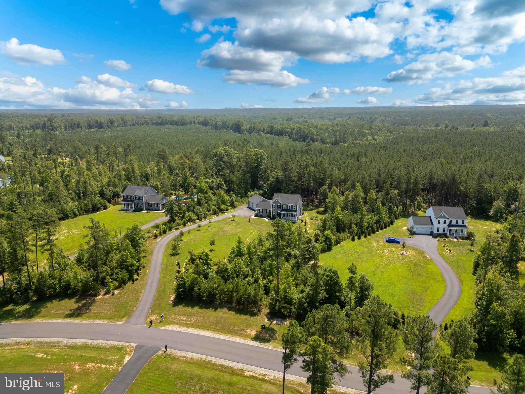 4909 DORCHESTER COURT