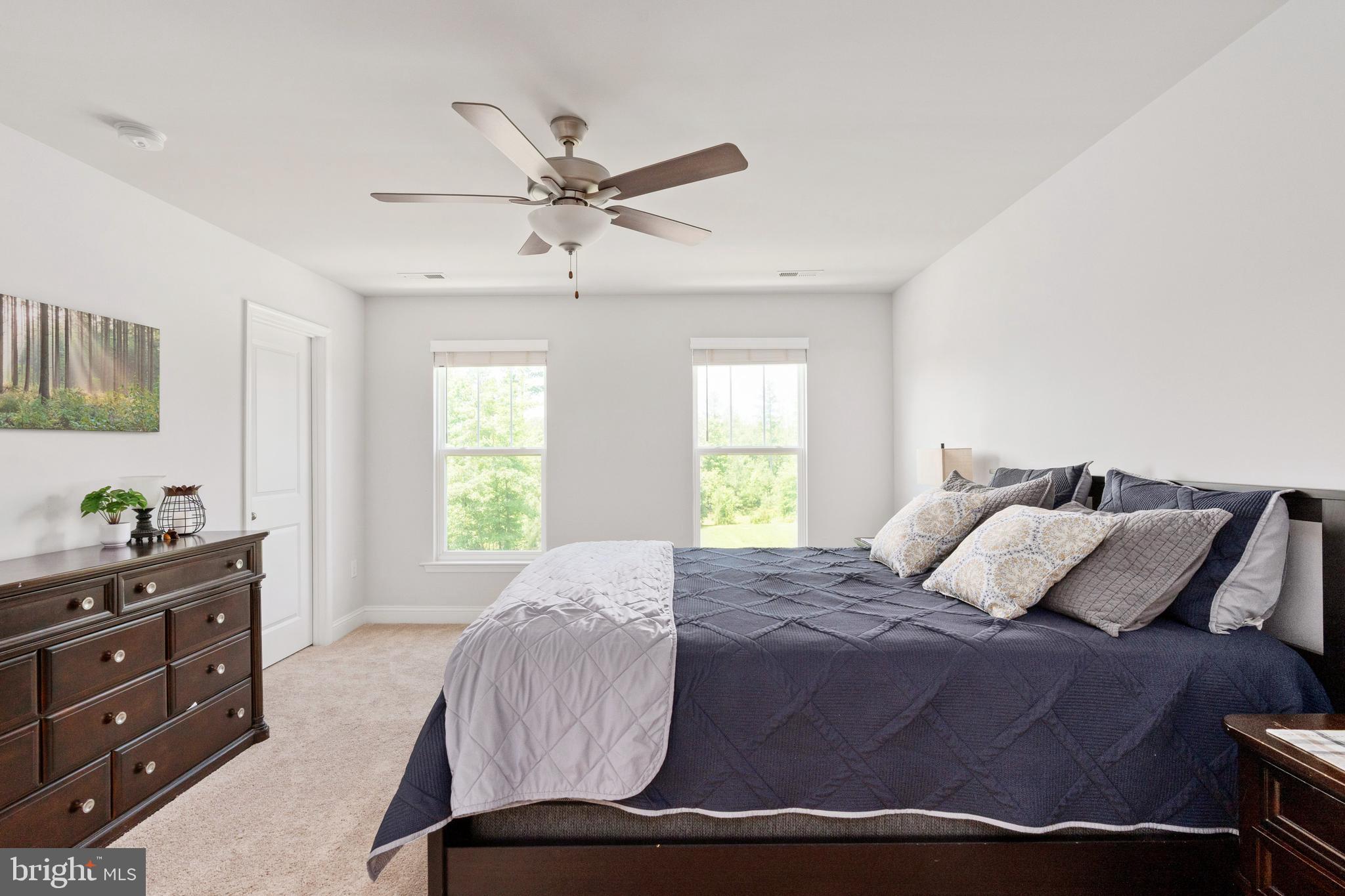 4909 DORCHESTER COURT