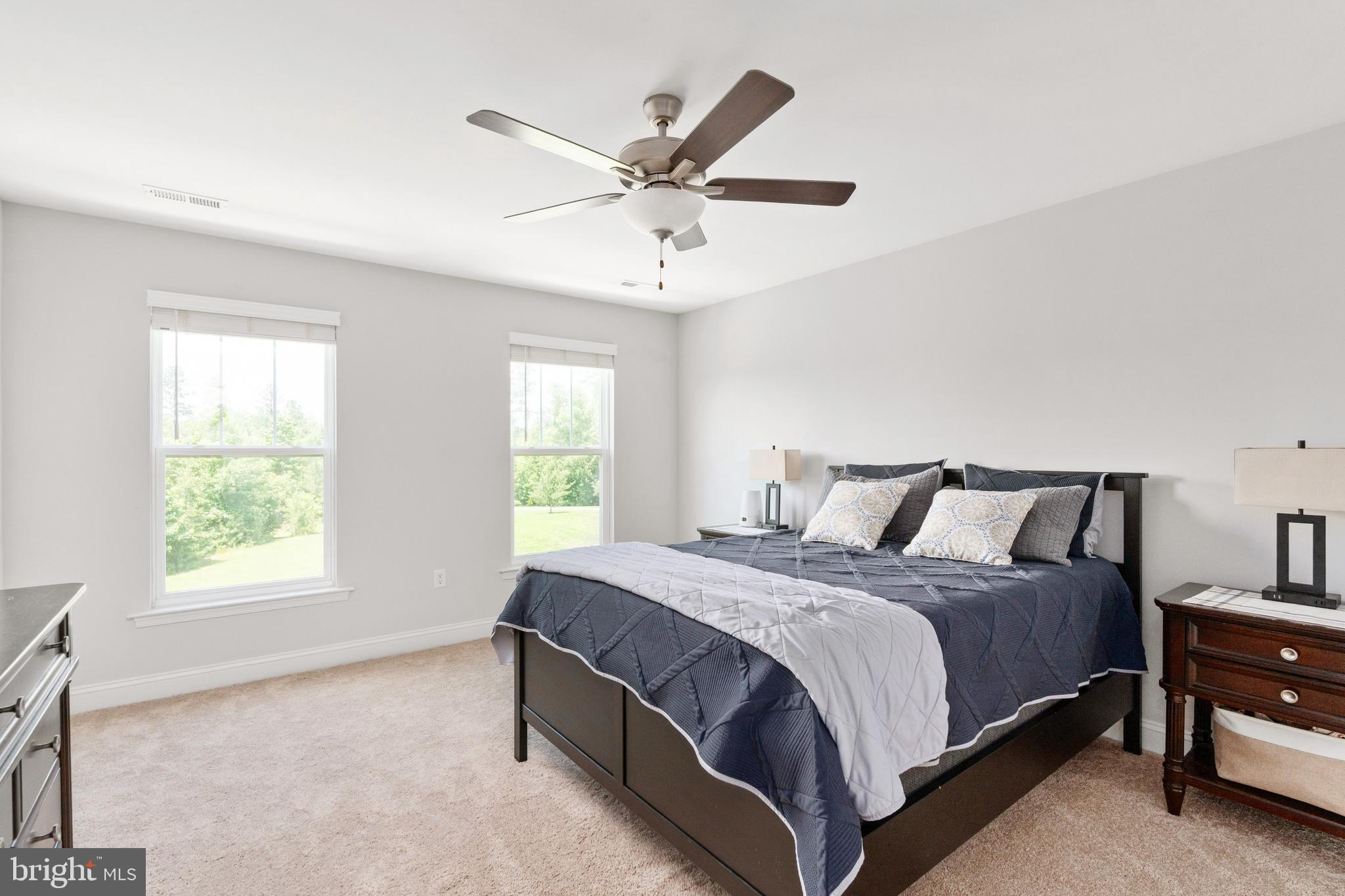 4909 DORCHESTER COURT