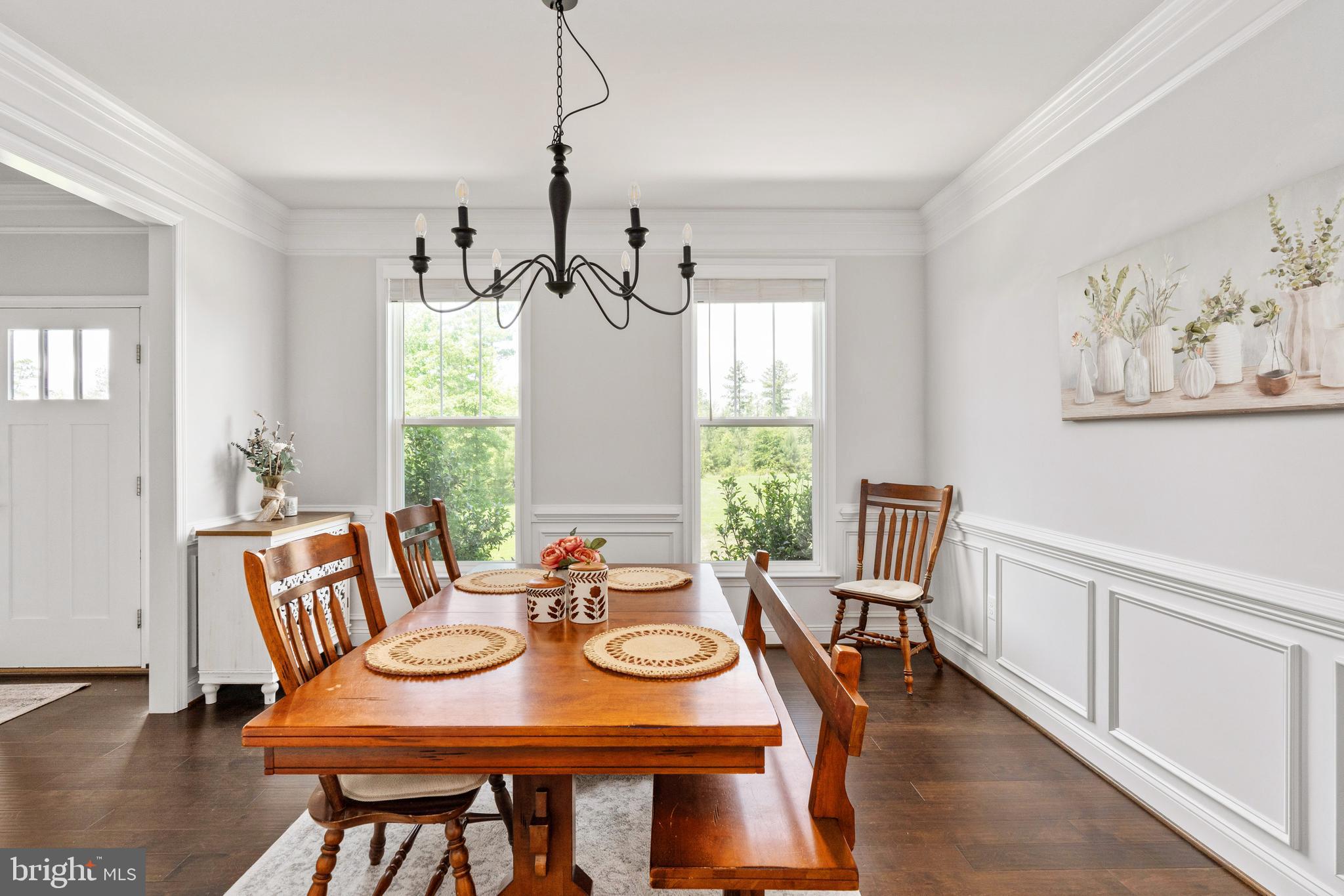 4909 DORCHESTER COURT