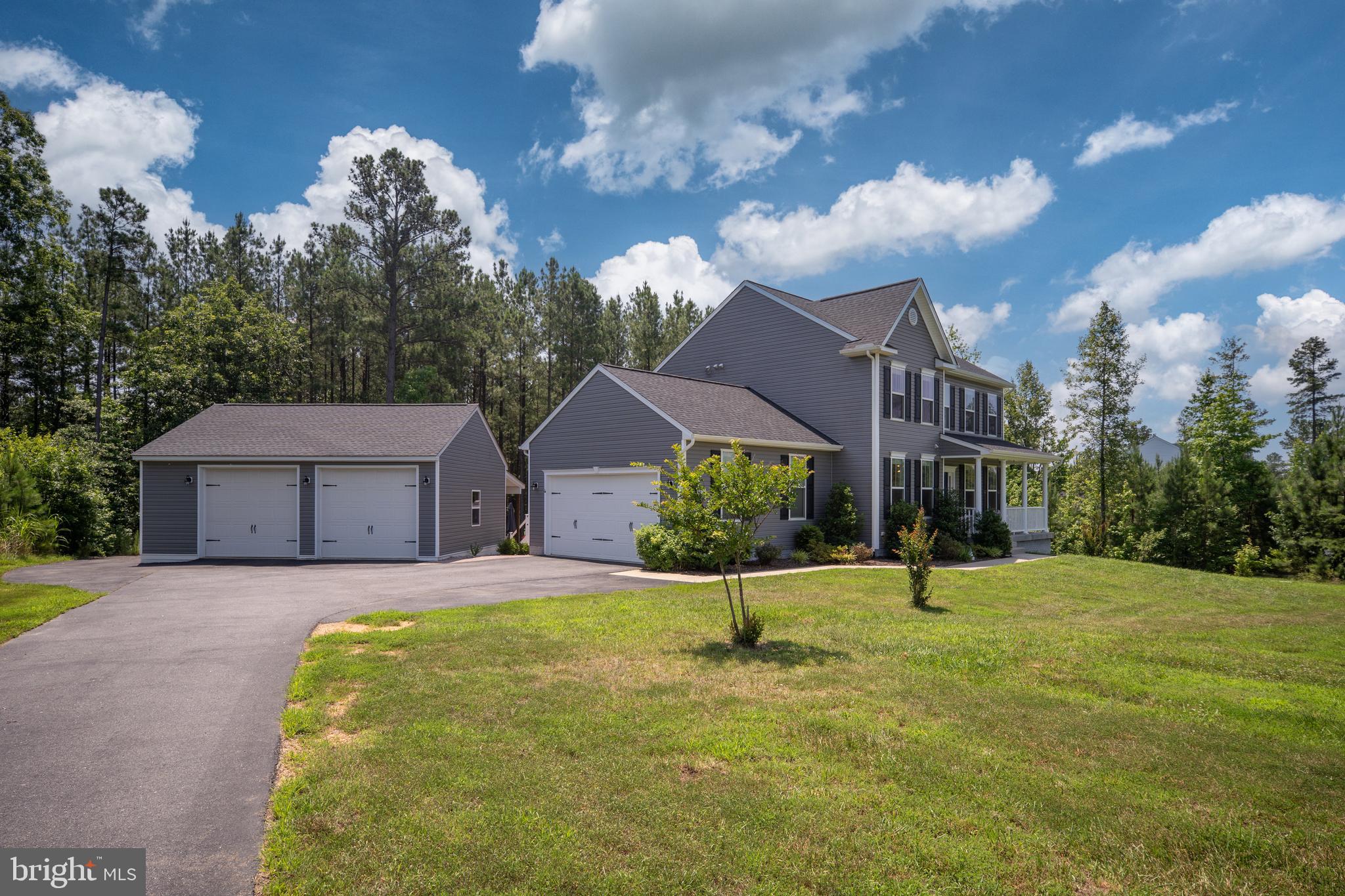 4909 DORCHESTER COURT