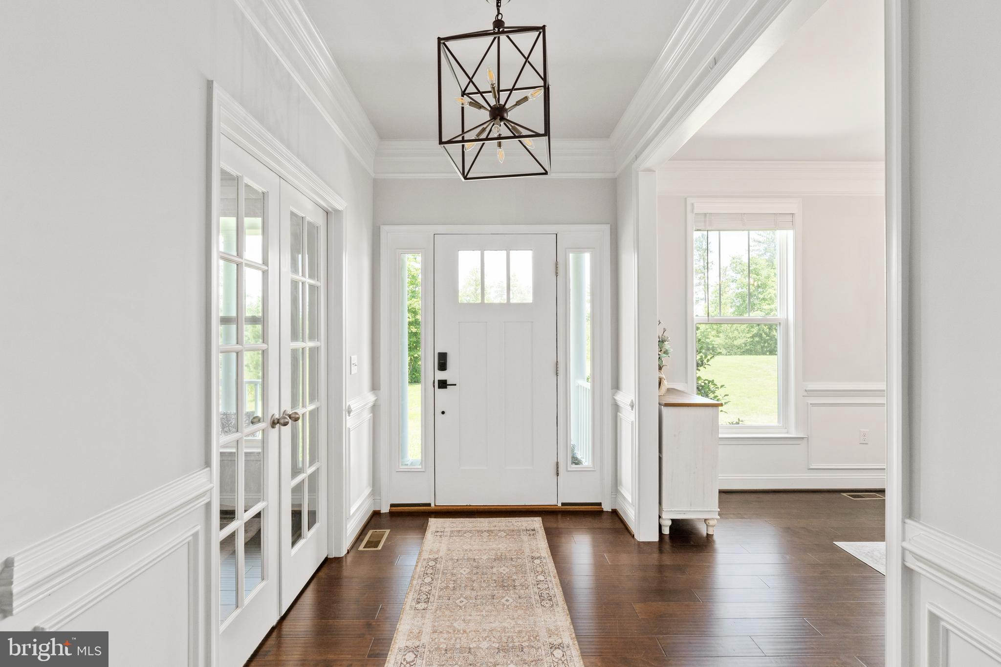 4909 DORCHESTER COURT