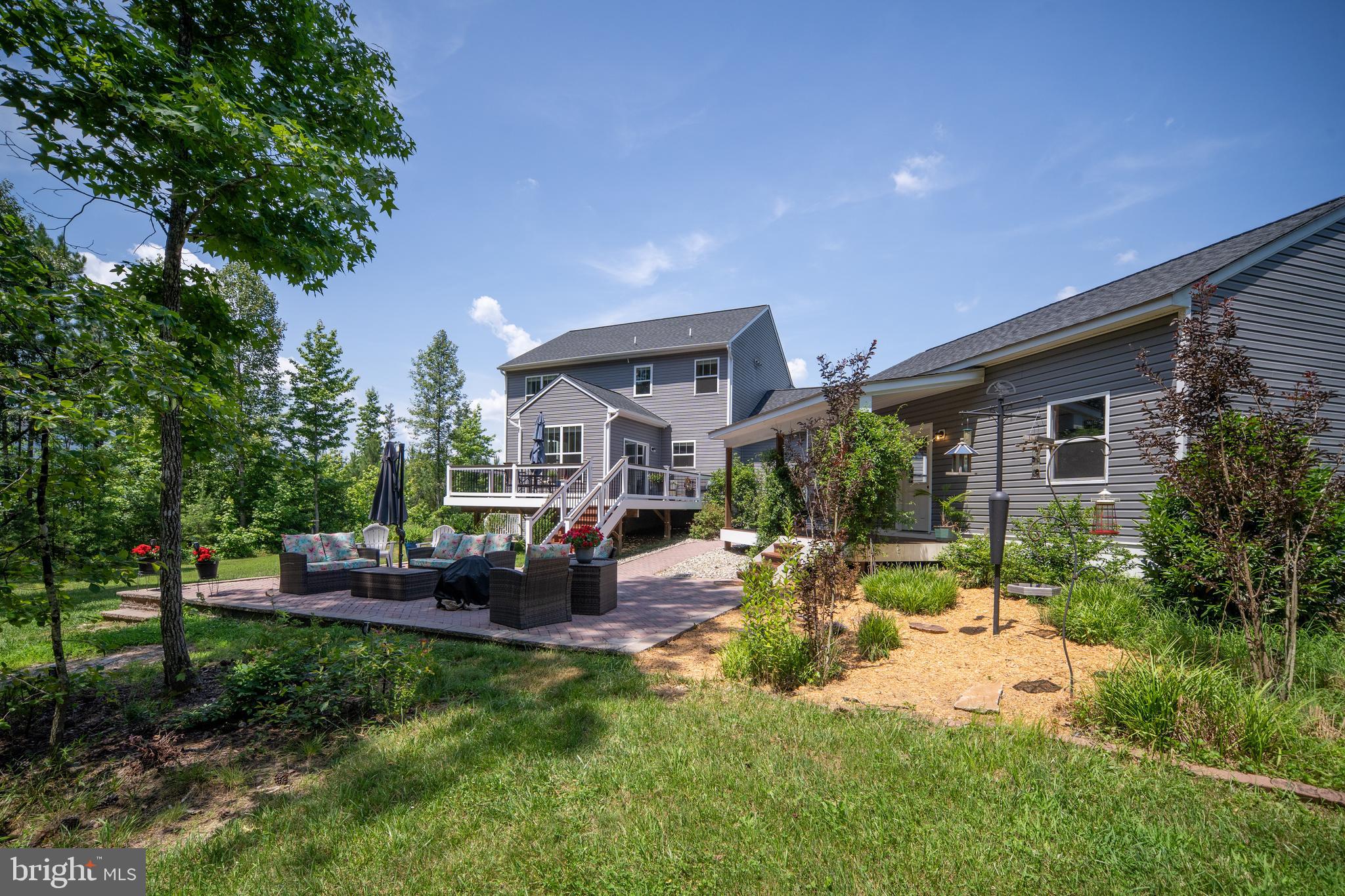 4909 DORCHESTER COURT