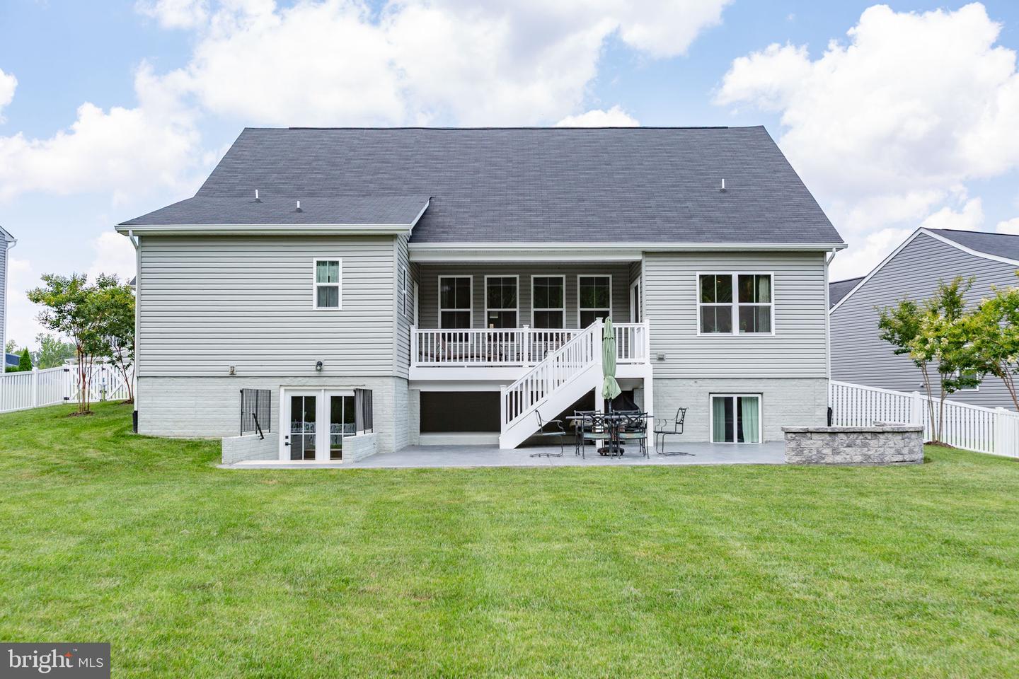 5008 Birch Leaf Cir