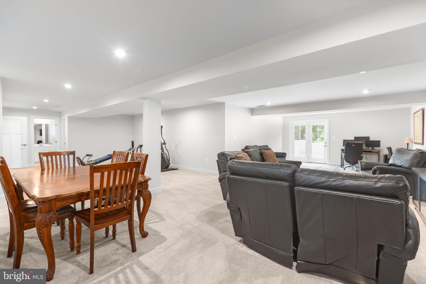 5008 Birch Leaf Cir