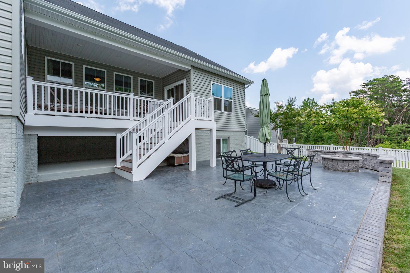 5008 Birch Leaf Cir