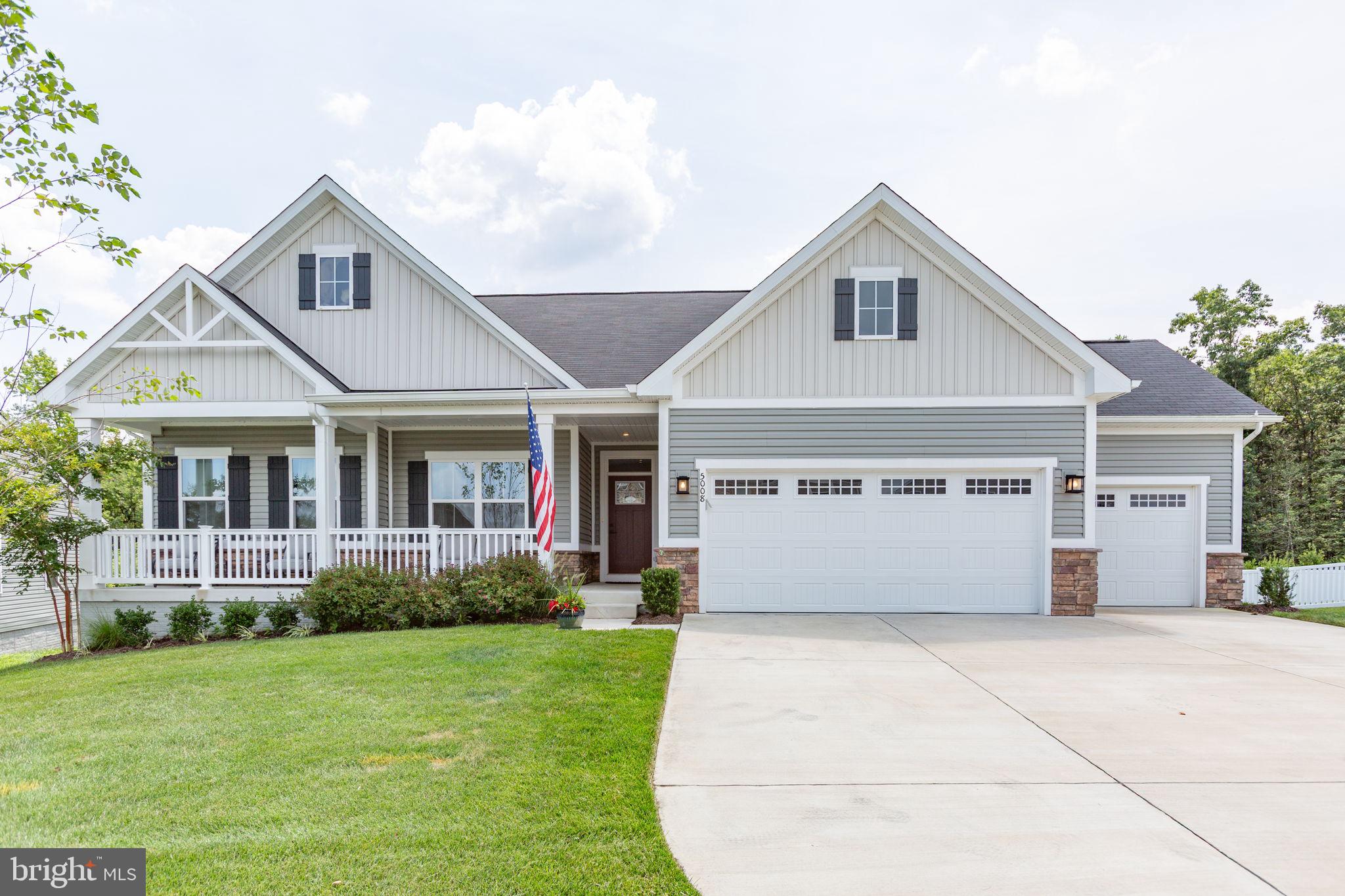5008 Birch Leaf Cir