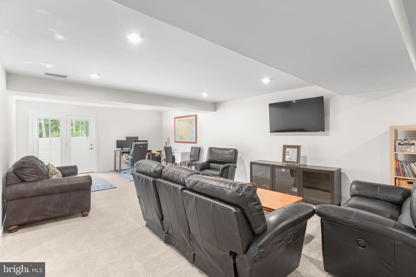 5008 Birch Leaf Cir