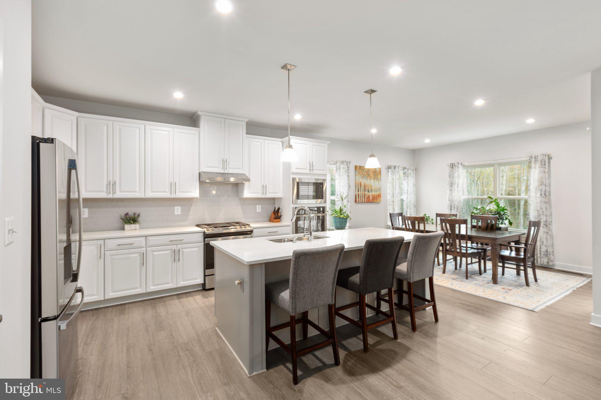 5008 Birch Leaf Cir