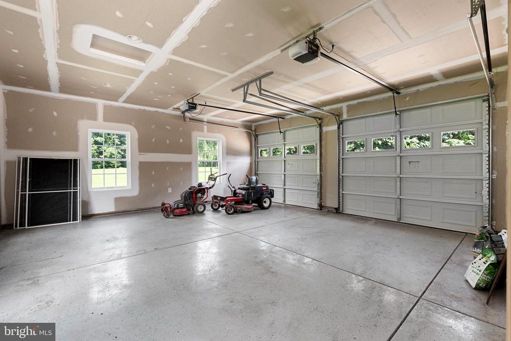 3925 GUINEA STATION ROAD