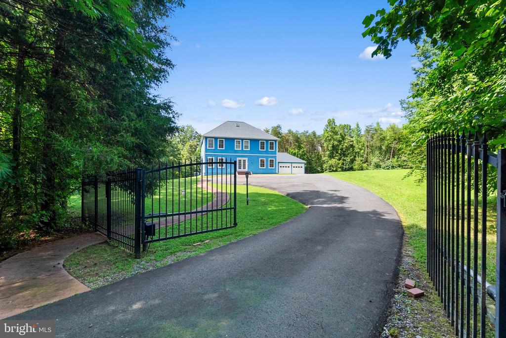 3925 GUINEA STATION ROAD