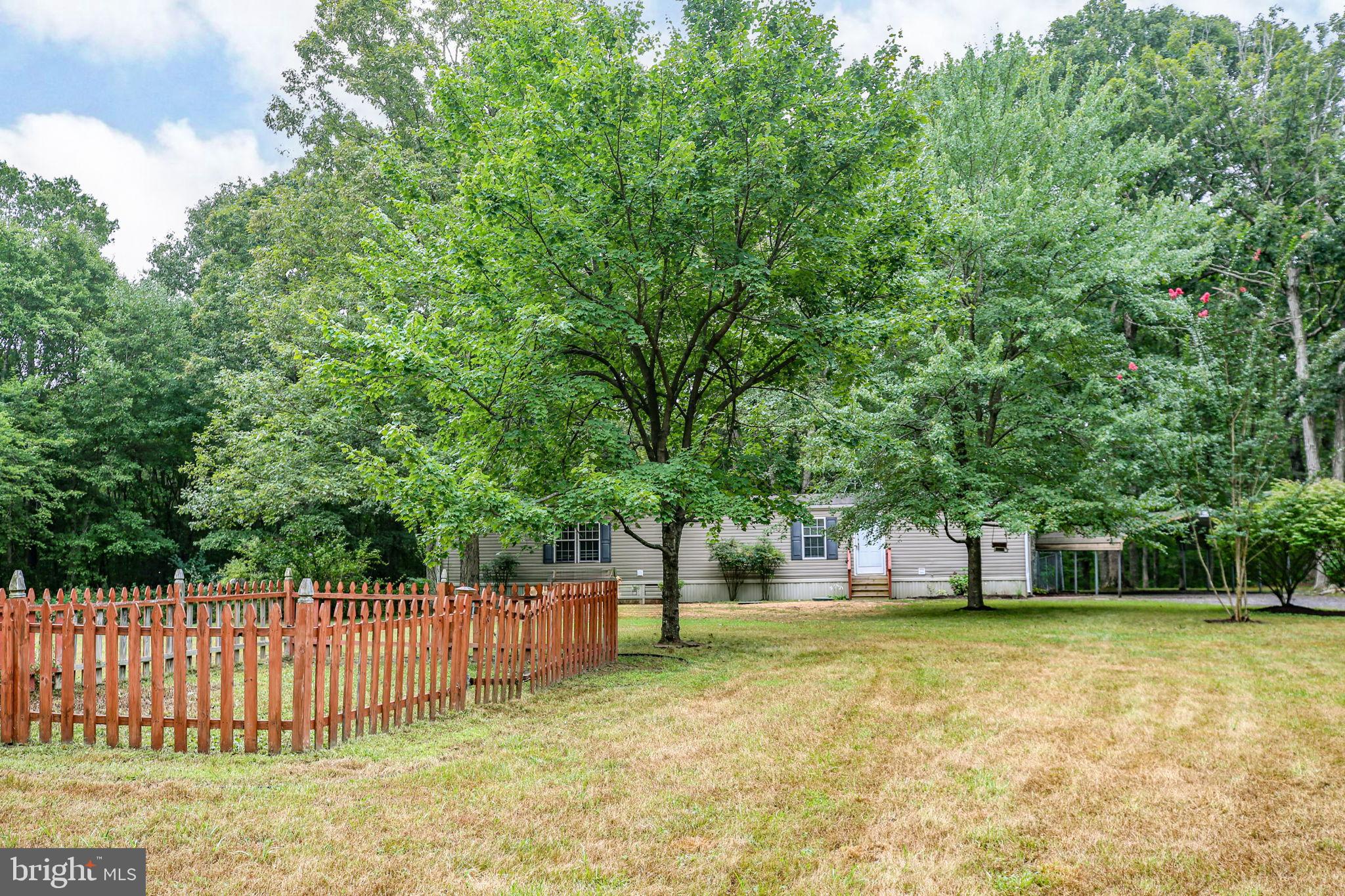 11407 RAILROAD LANE