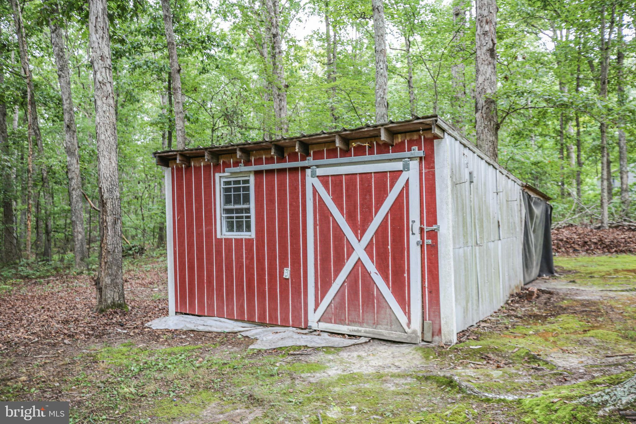 11407 RAILROAD LANE