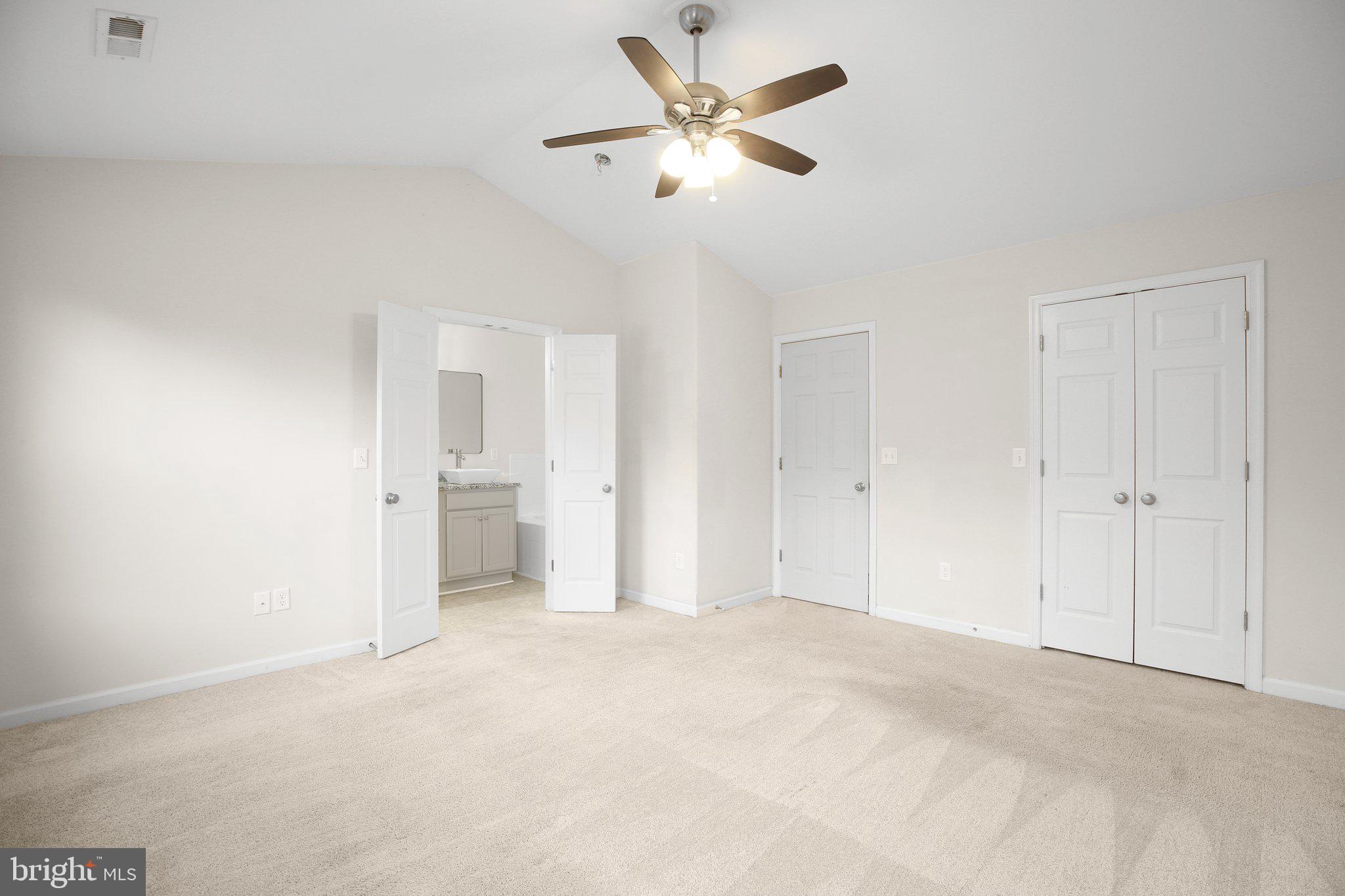 7716 Pilgrim Ln