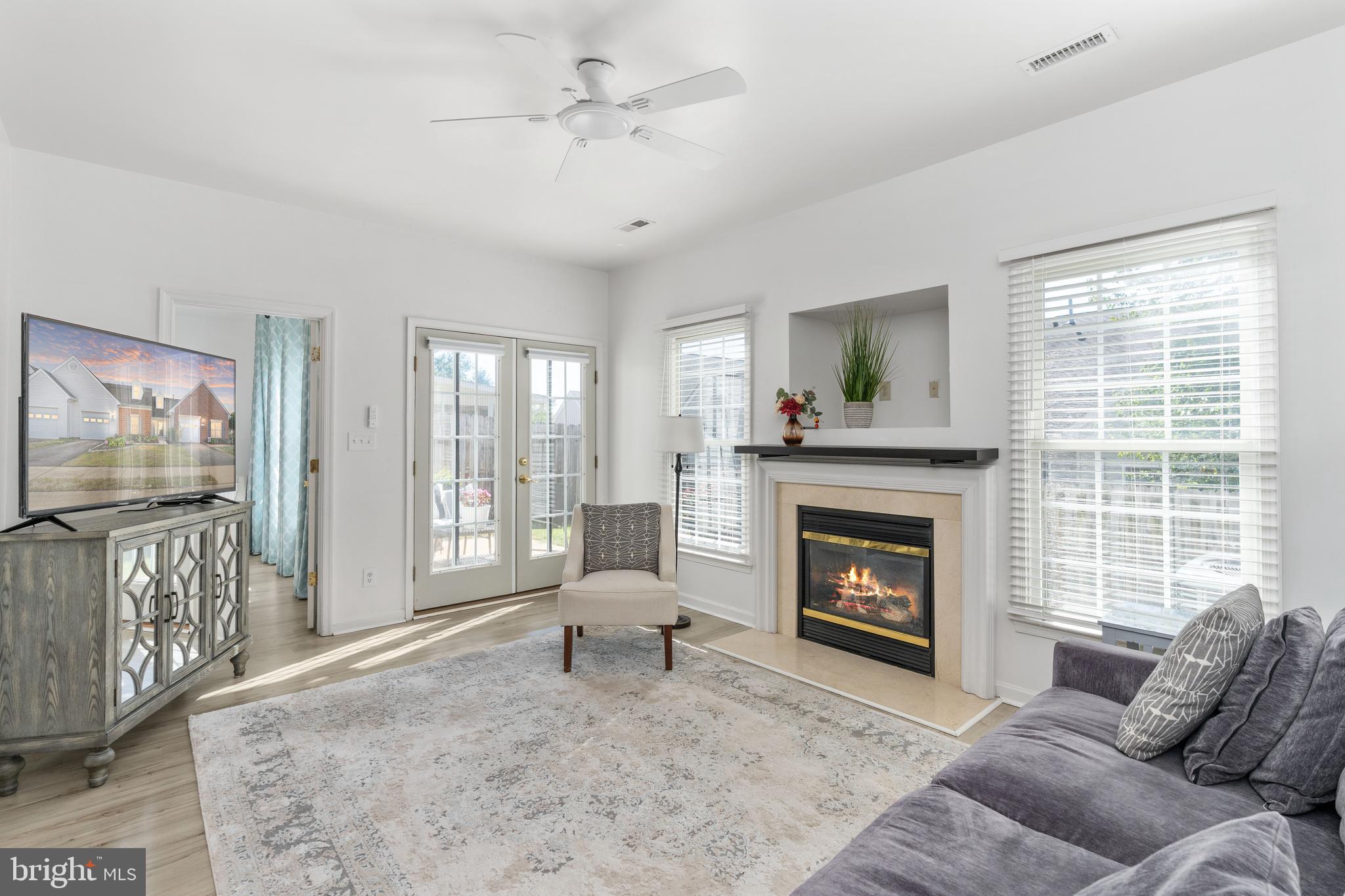 11211 SILVERSMITH LANE