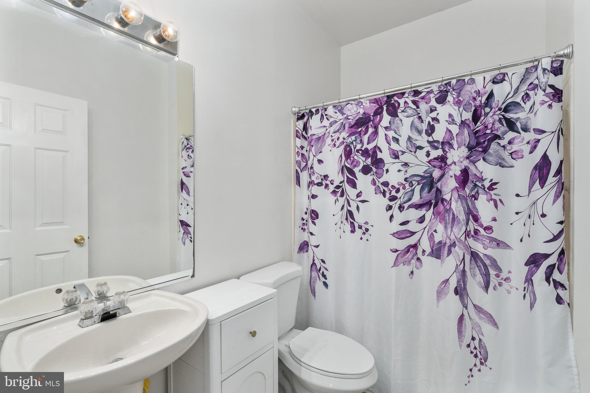 11211 SILVERSMITH LANE