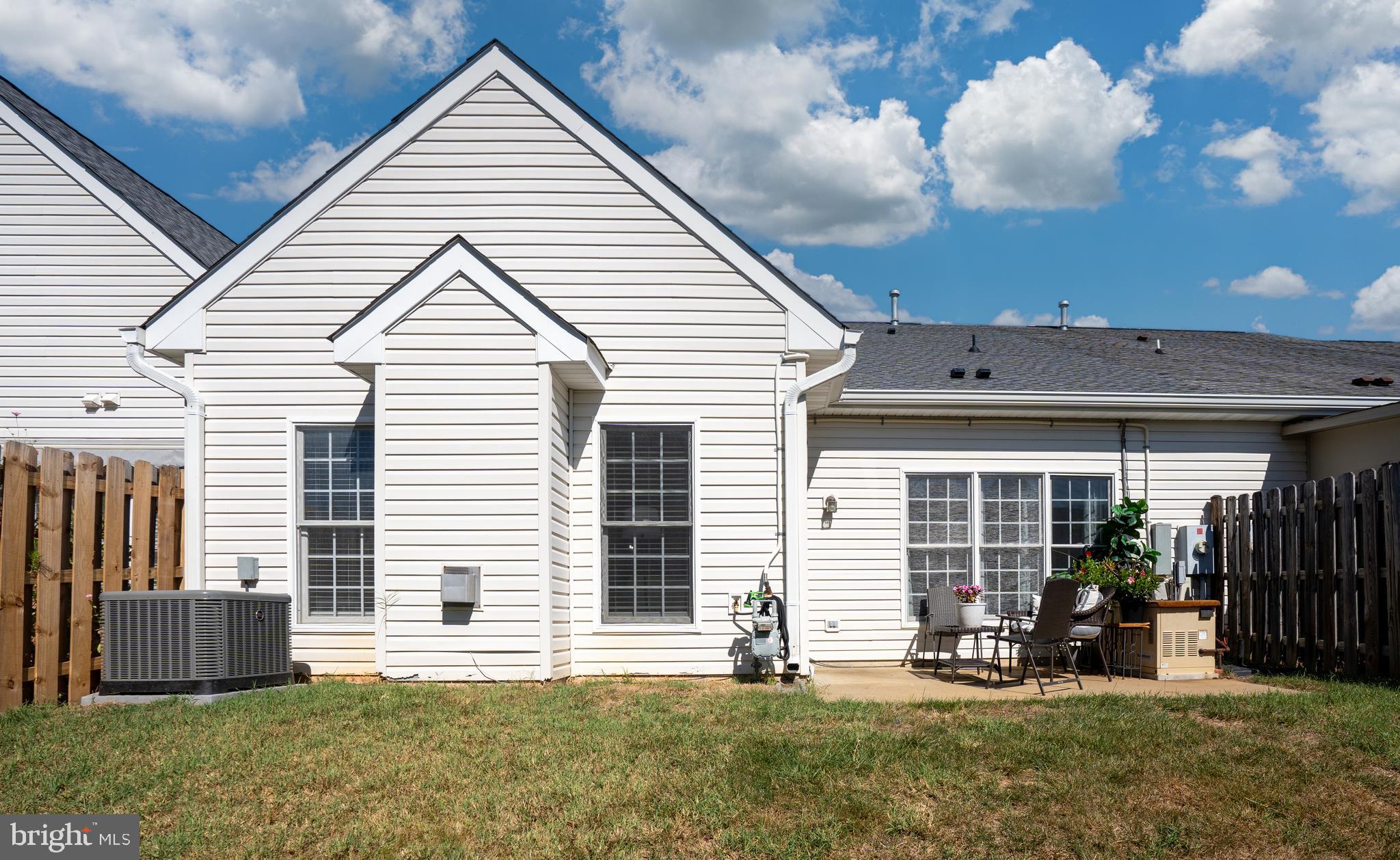 11211 SILVERSMITH LANE