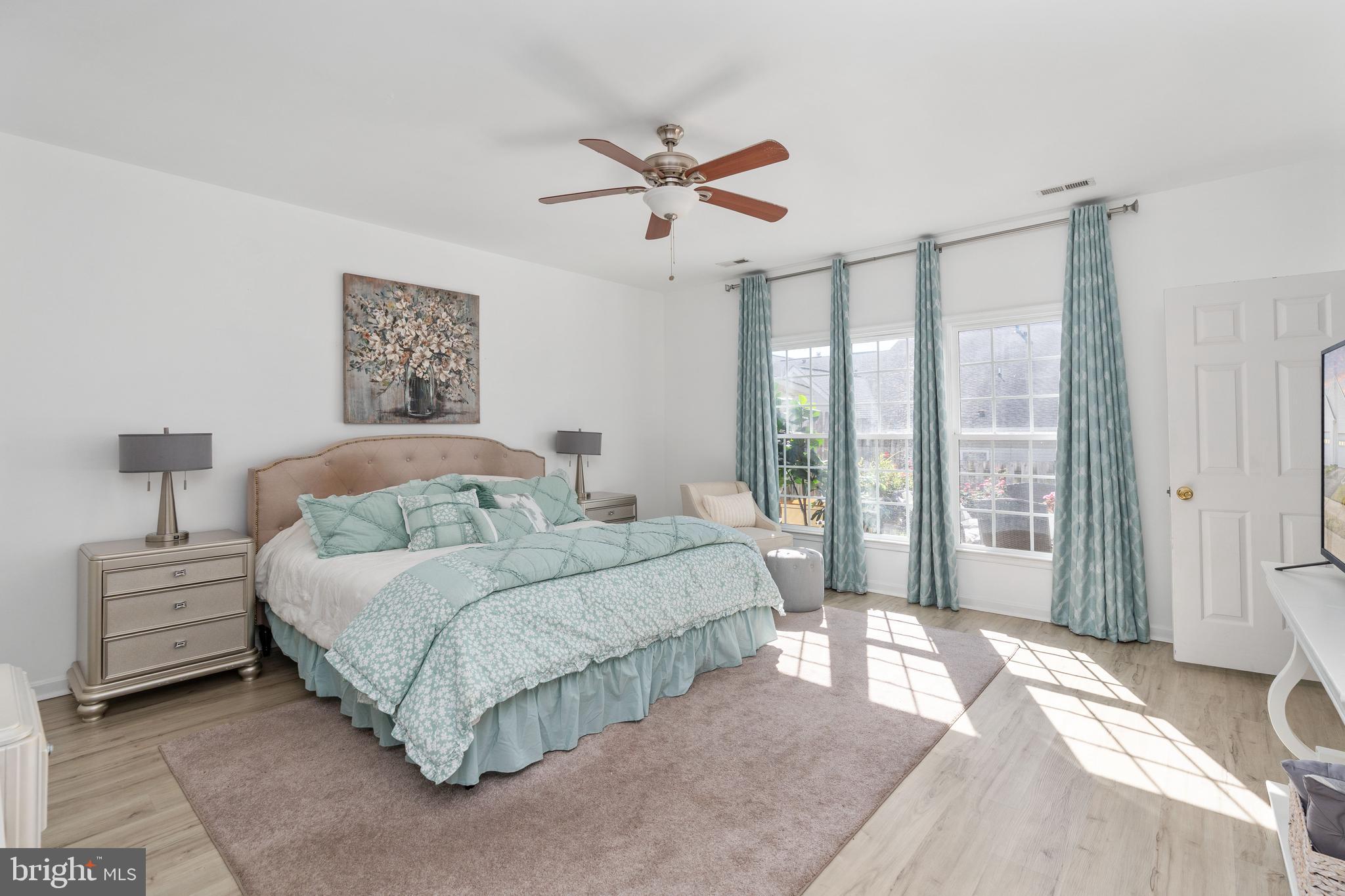 11211 SILVERSMITH LANE