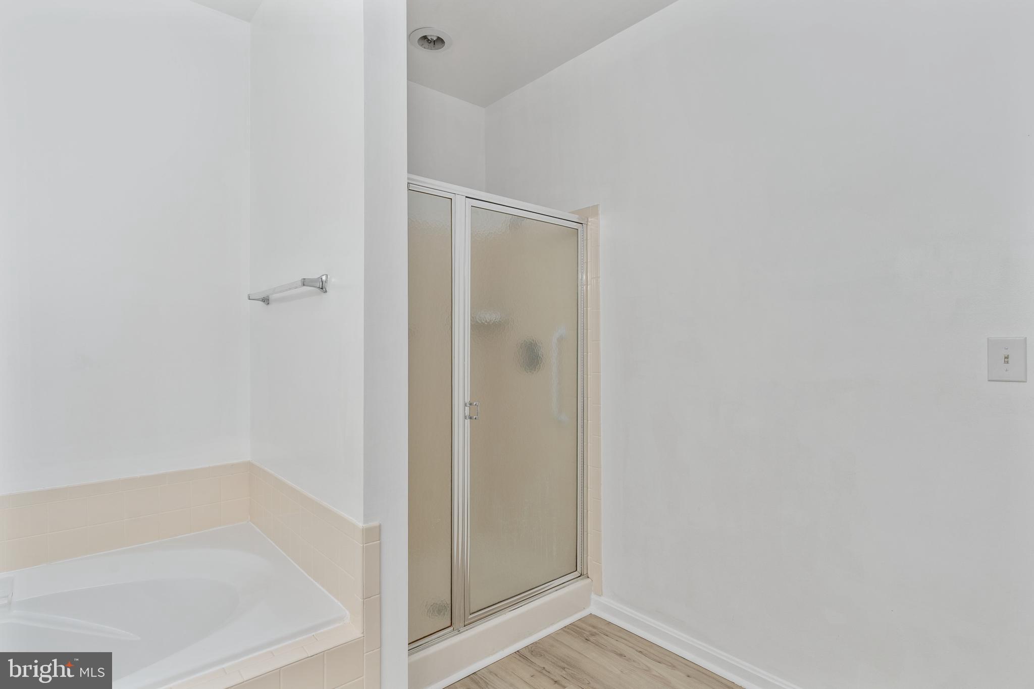 11211 SILVERSMITH LANE