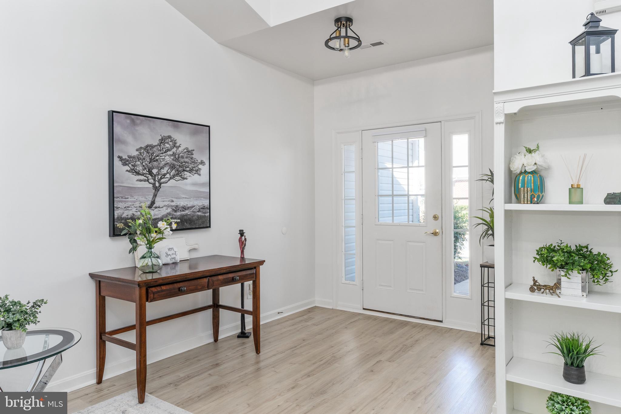 11211 SILVERSMITH LANE