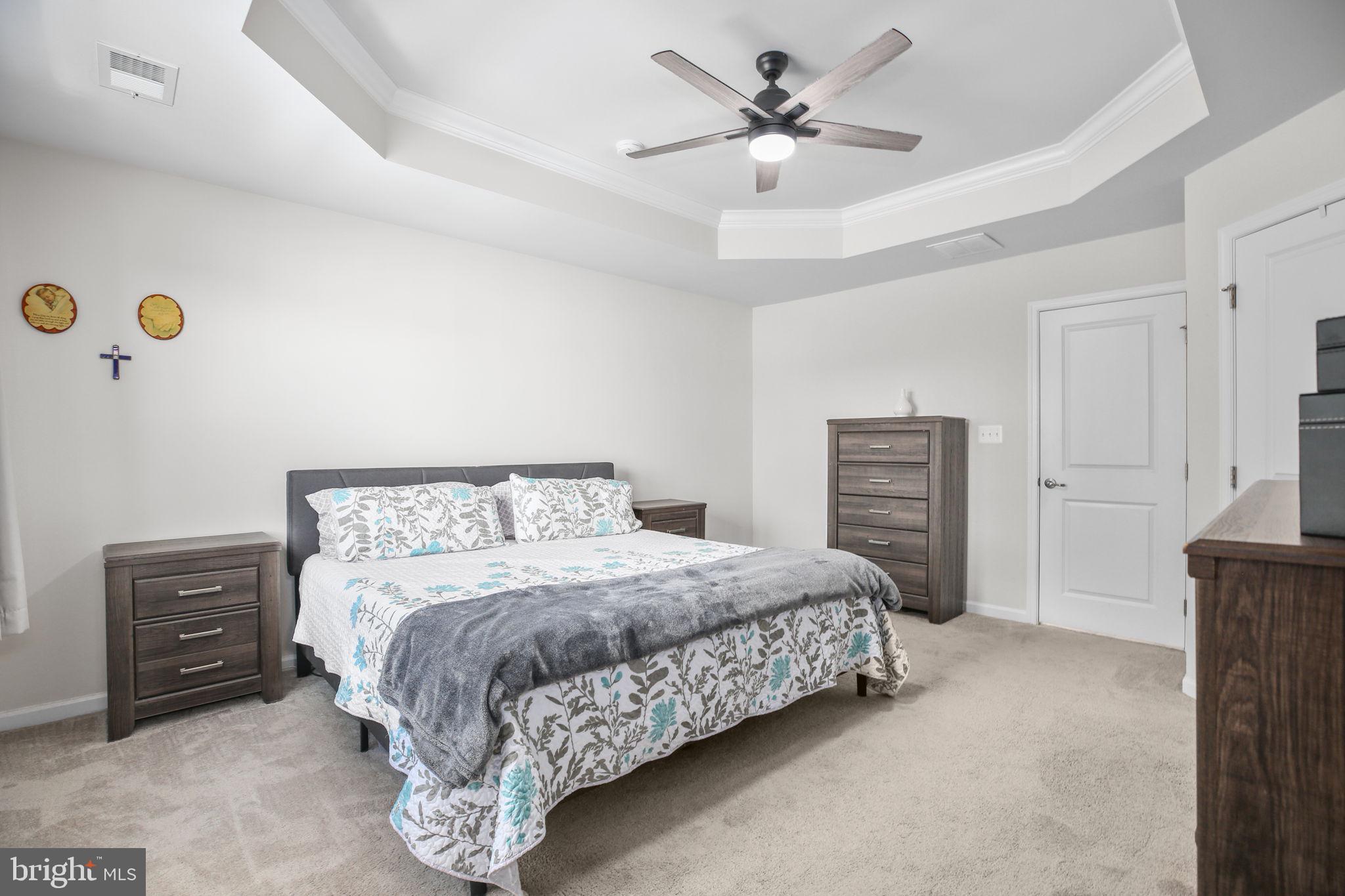 8611 UPTON LANE