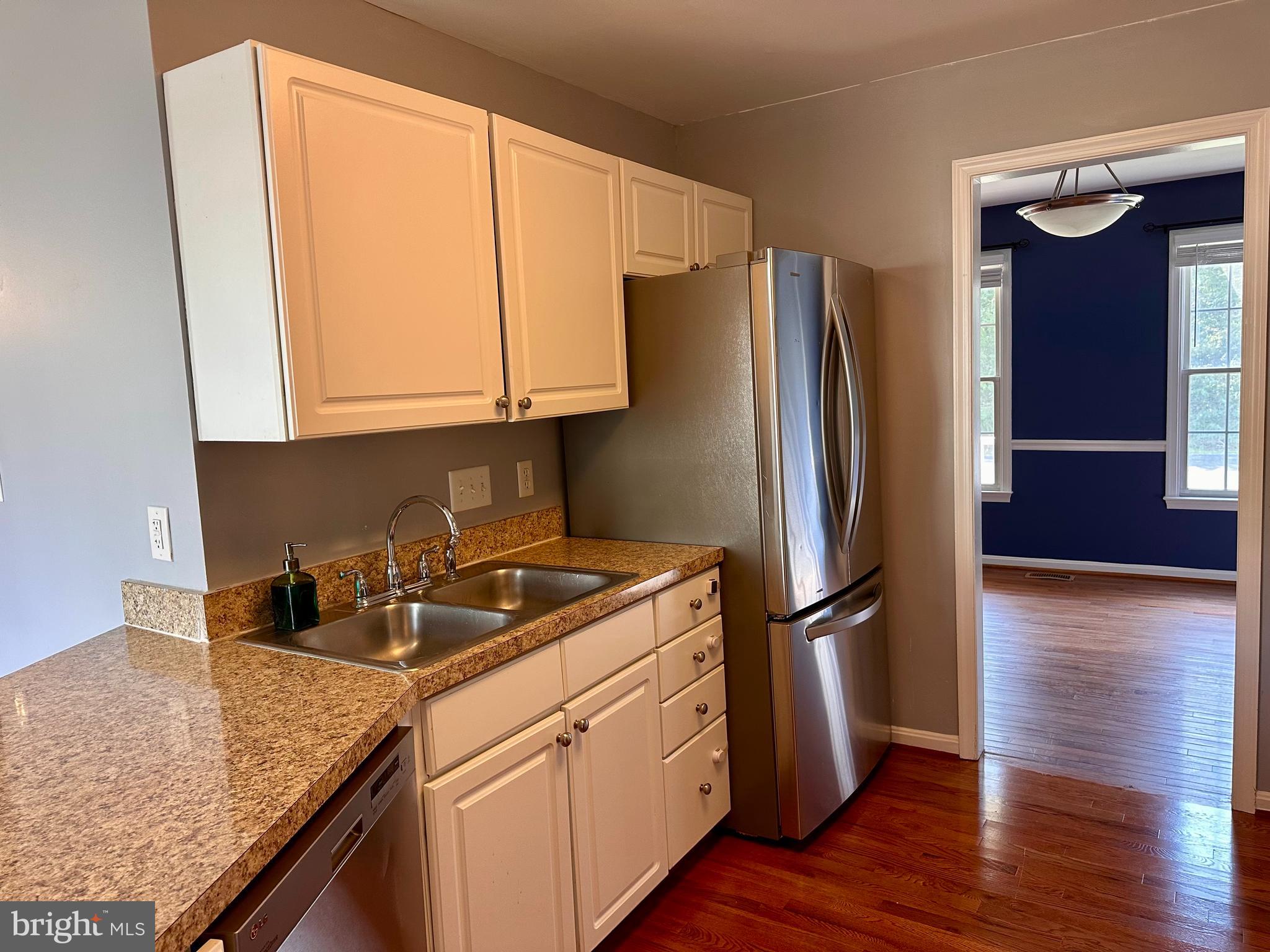 6114 THREE CEDARS LANE