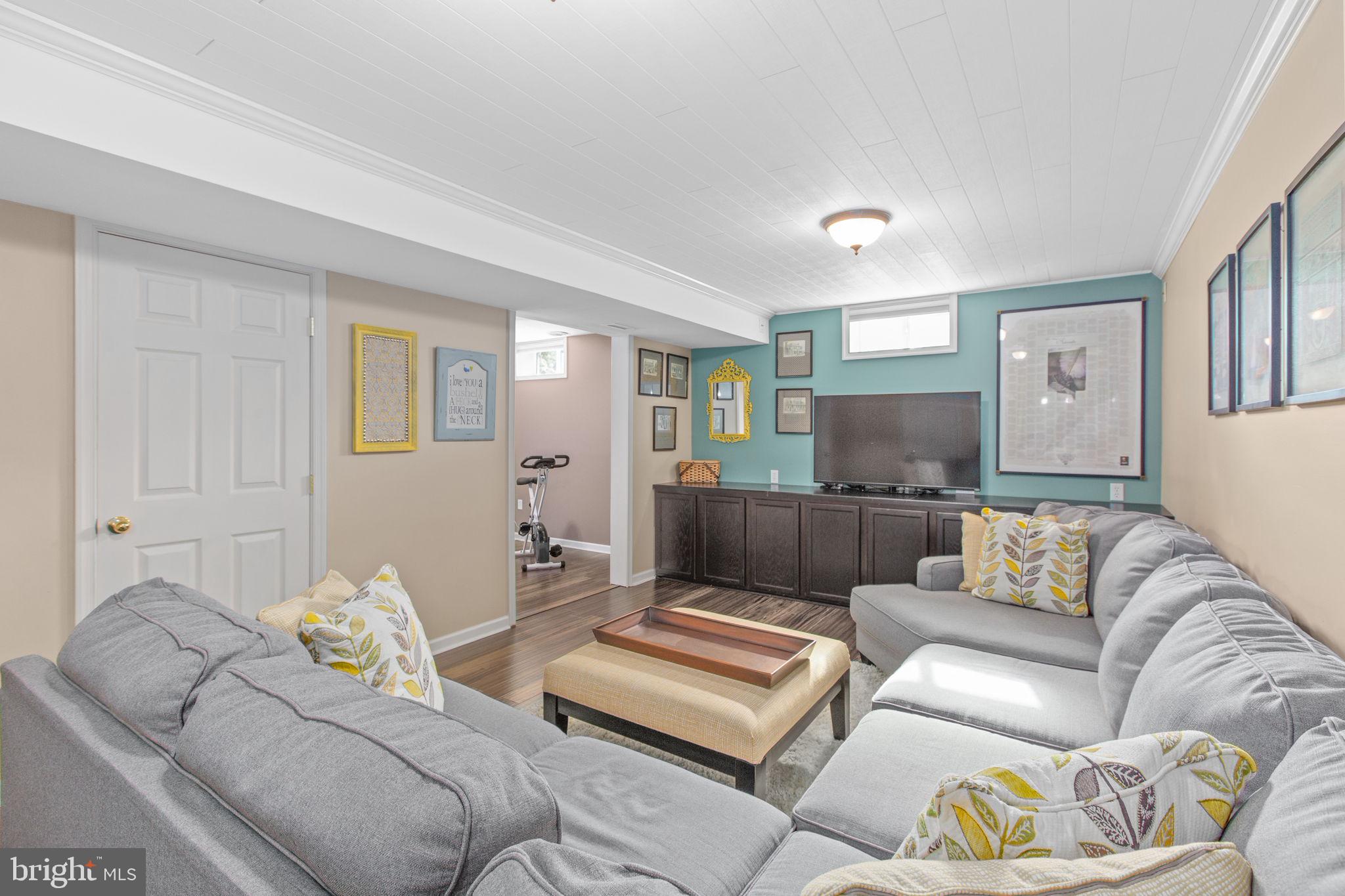 6105 SALISBURY DRIVE