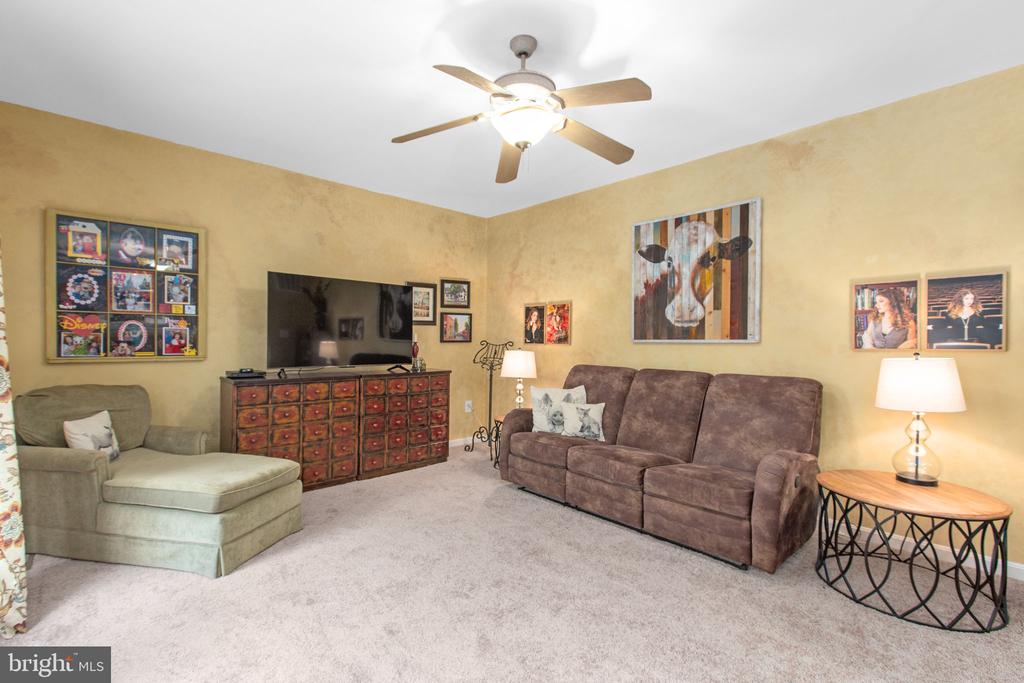 6105 SALISBURY DRIVE