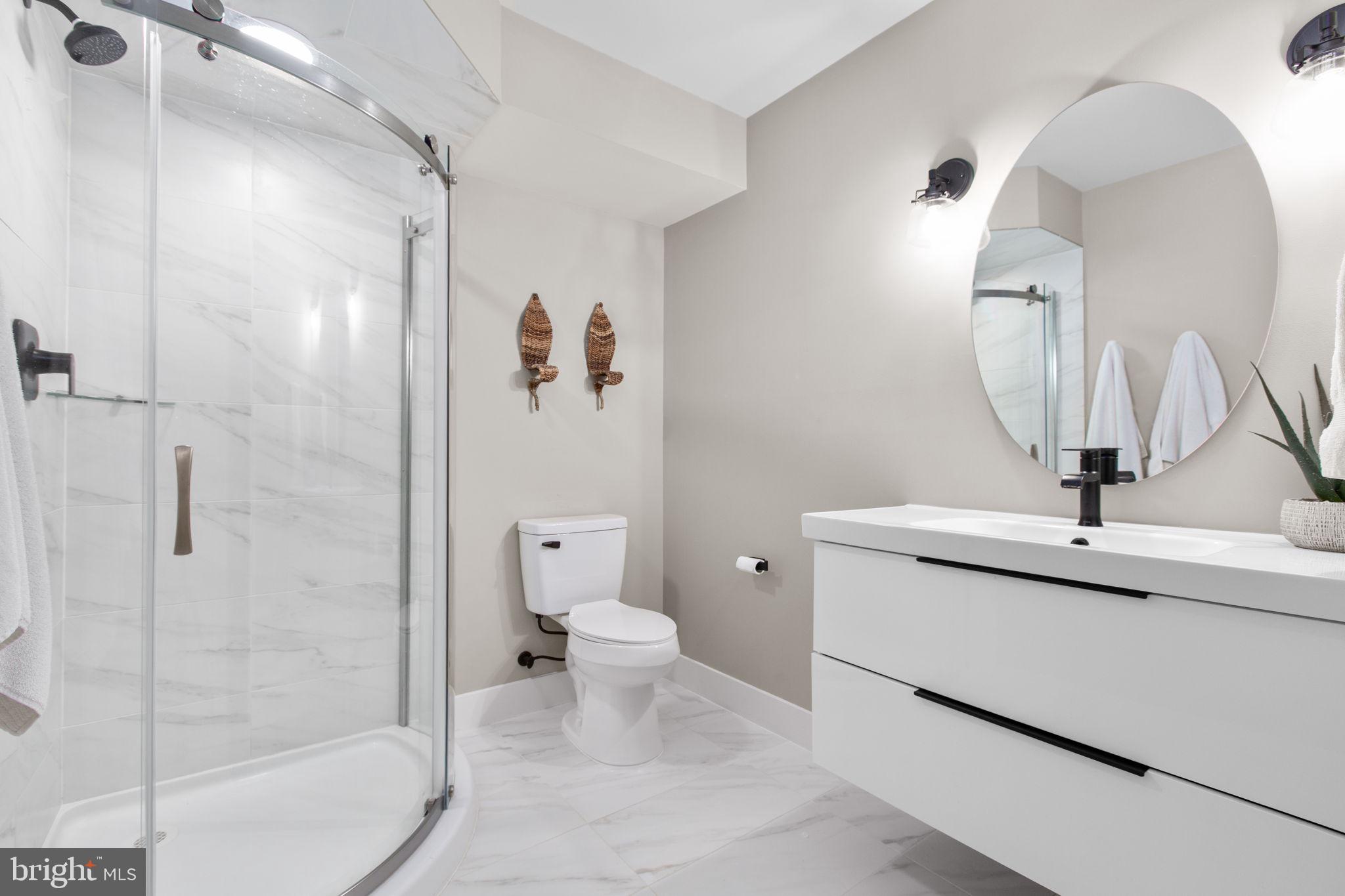 9402 LAUREL OAK DRIVE