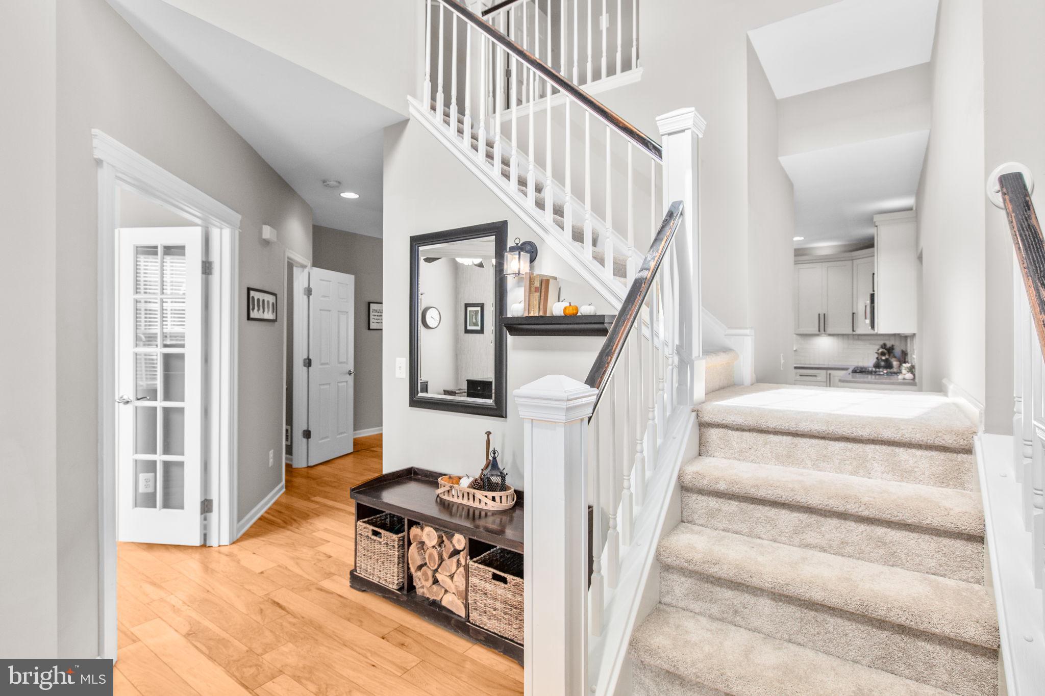 9402 LAUREL OAK DRIVE