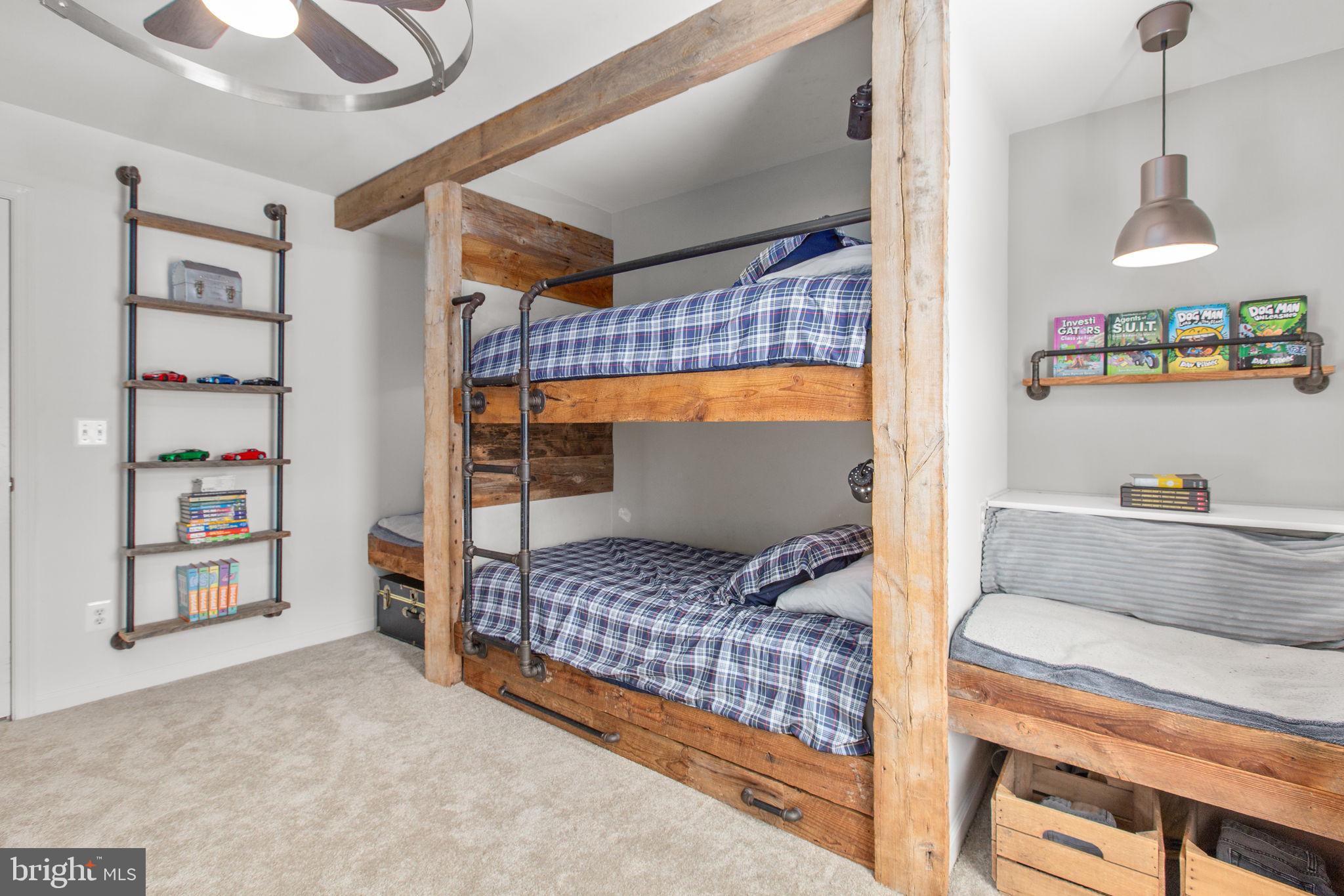 9402 LAUREL OAK DRIVE