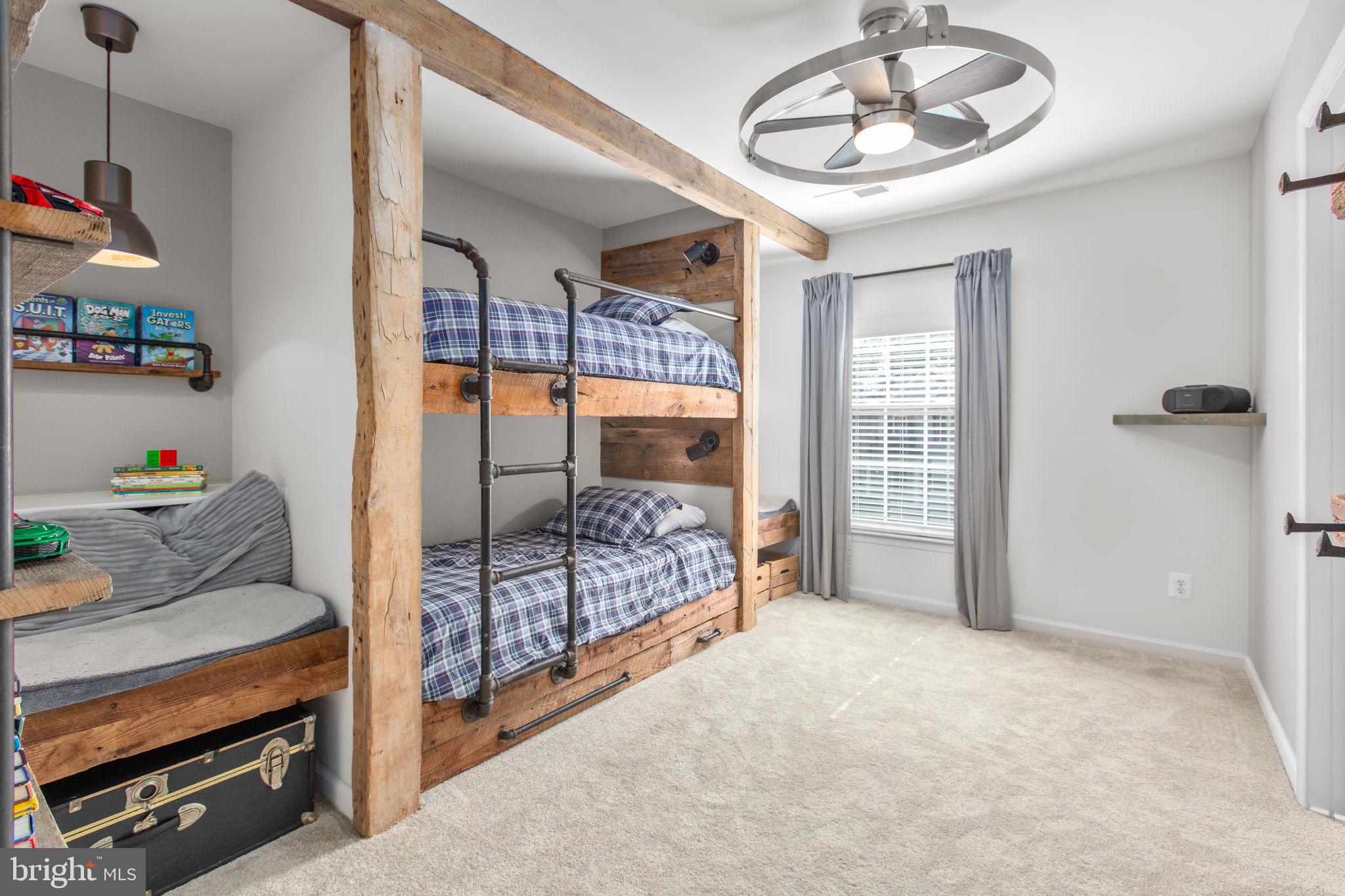 9402 LAUREL OAK DRIVE